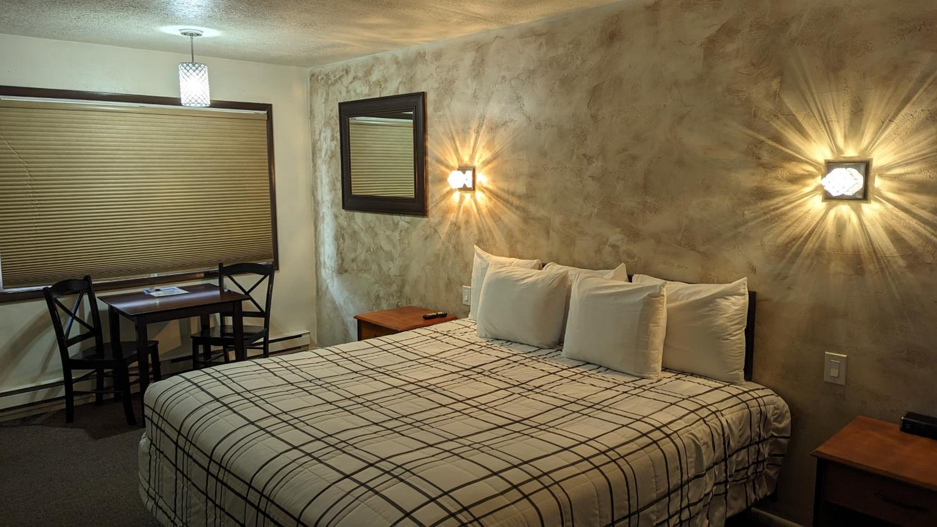 King Room - Non-Smoking