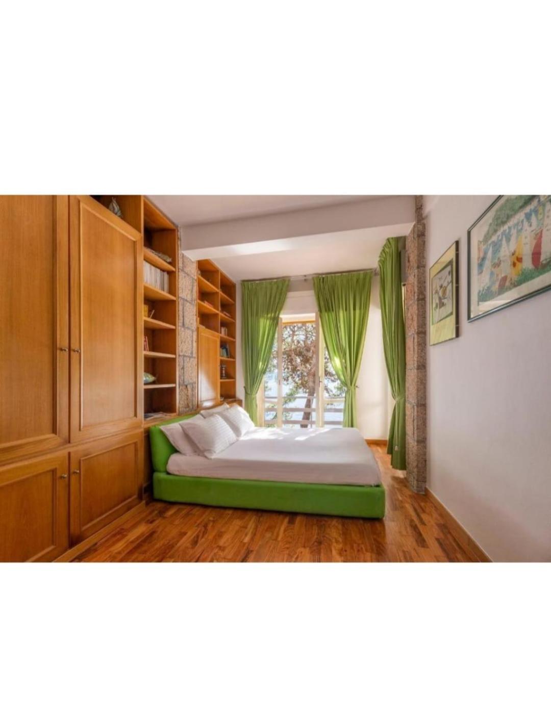 Villa photo 3