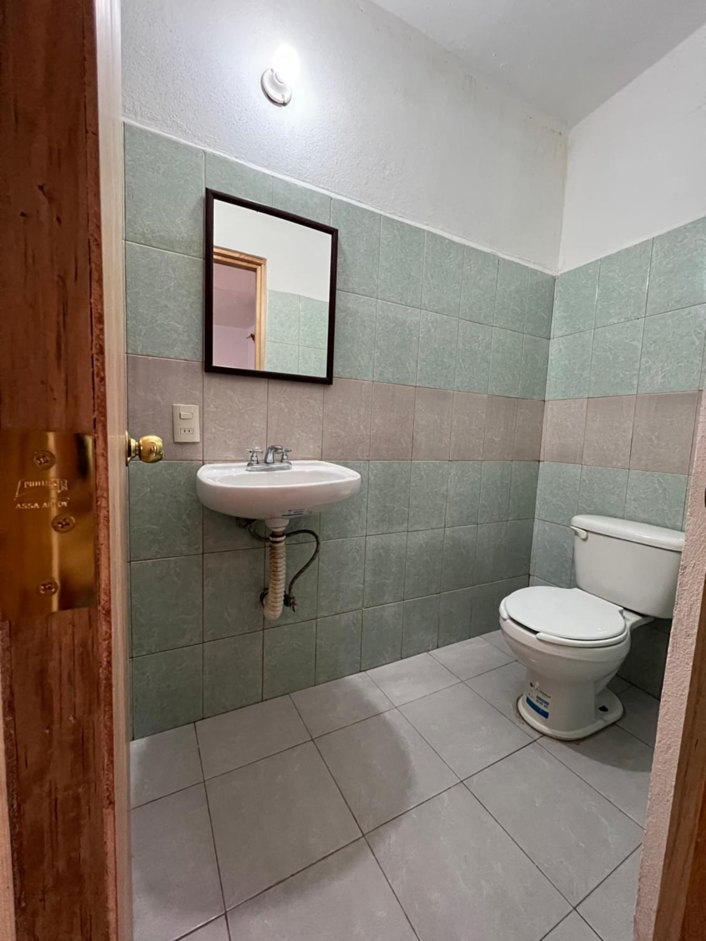Double Room With Private Bathroom photo 2