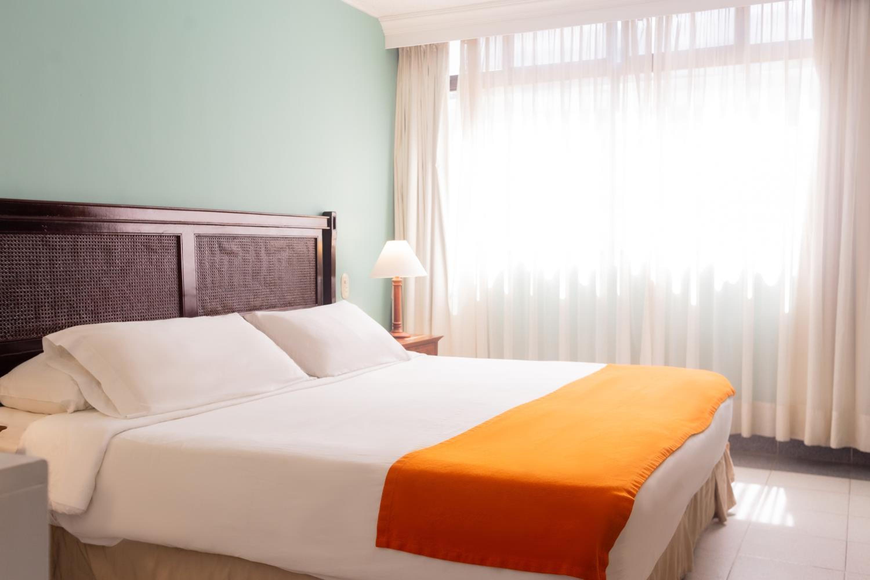 Standard King Room - Photo 1