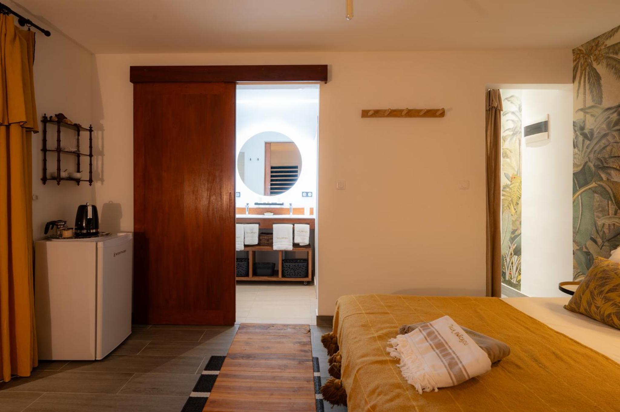 Three-Bedroom Villa photo 3