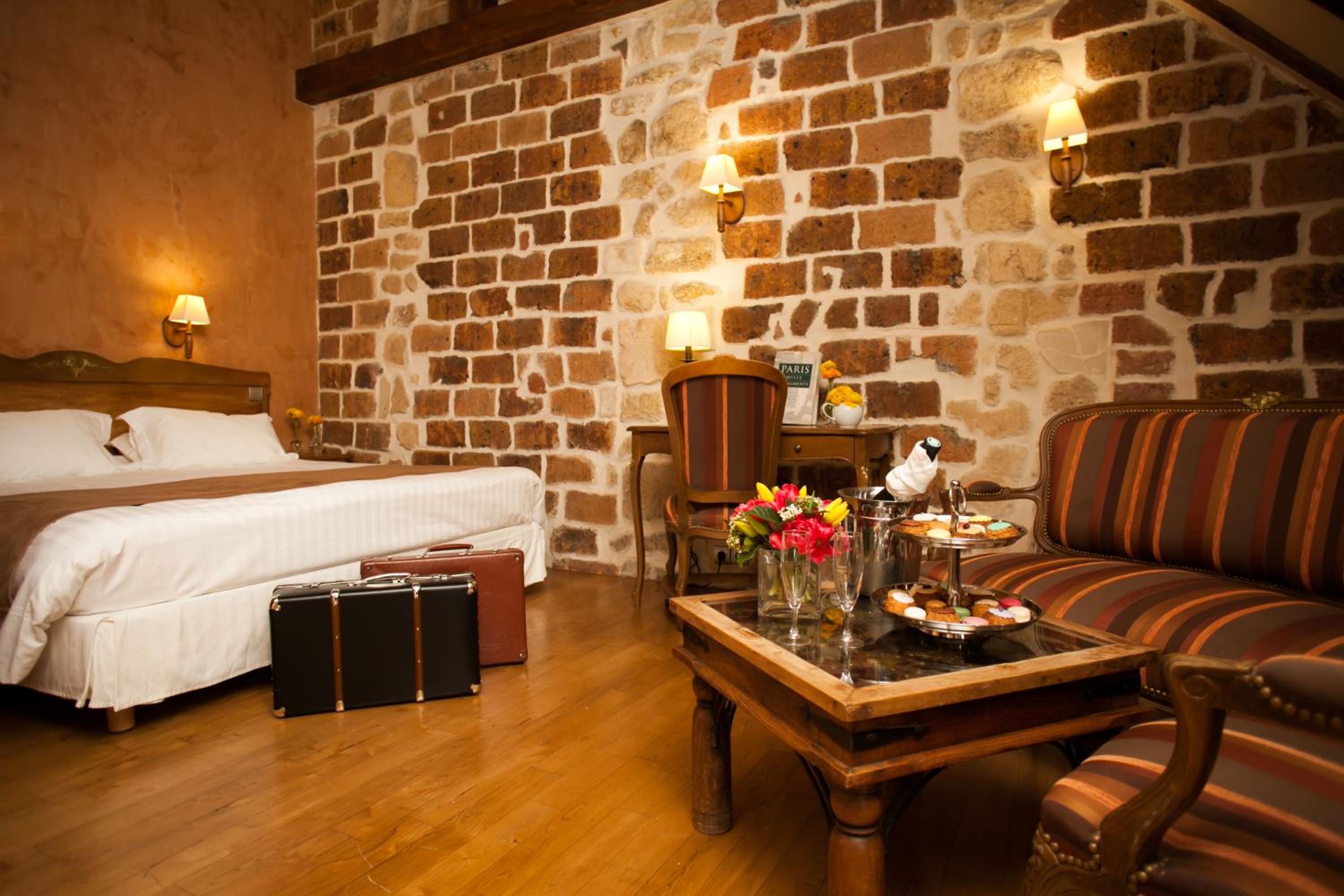 Deluxe Double Room with City View