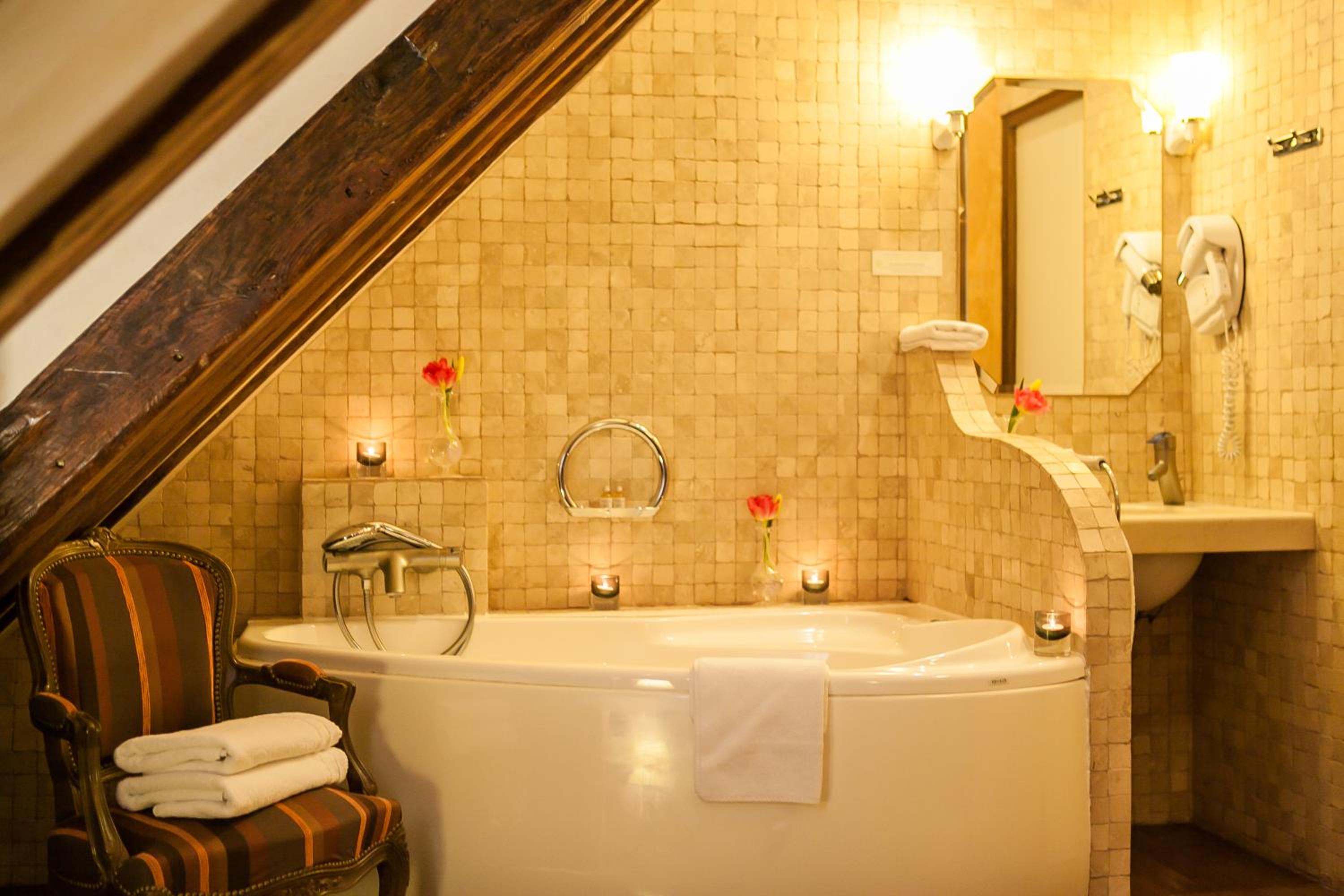 Deluxe Double Room with City View