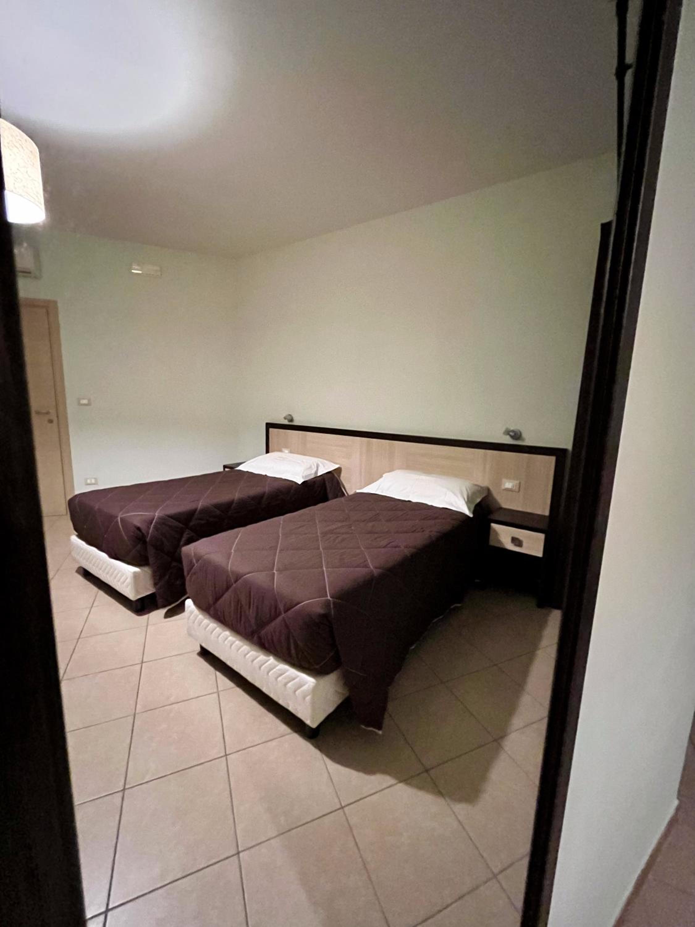 Standard Triple Room - Photo 2