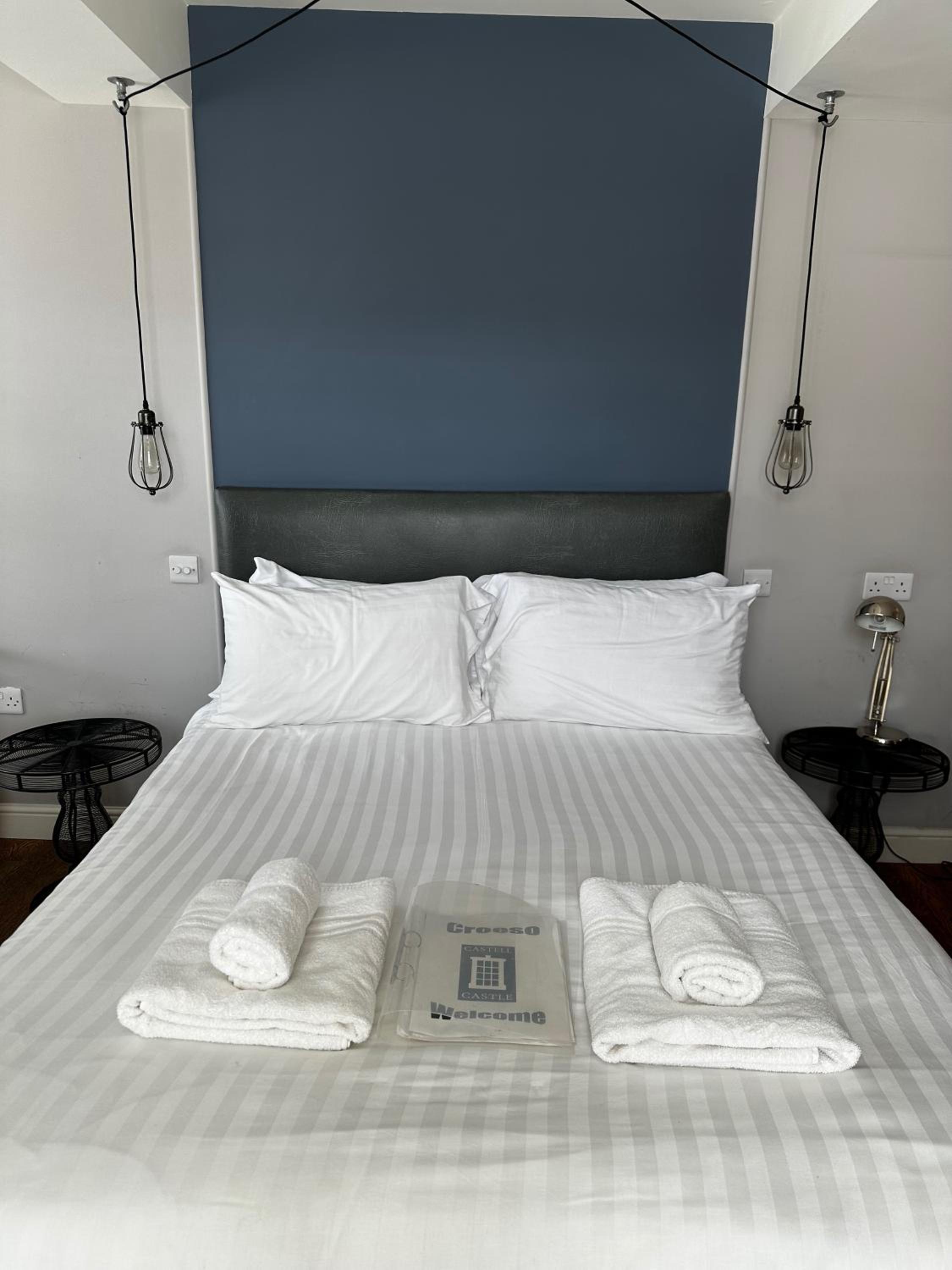 Deluxe King Room photo 1