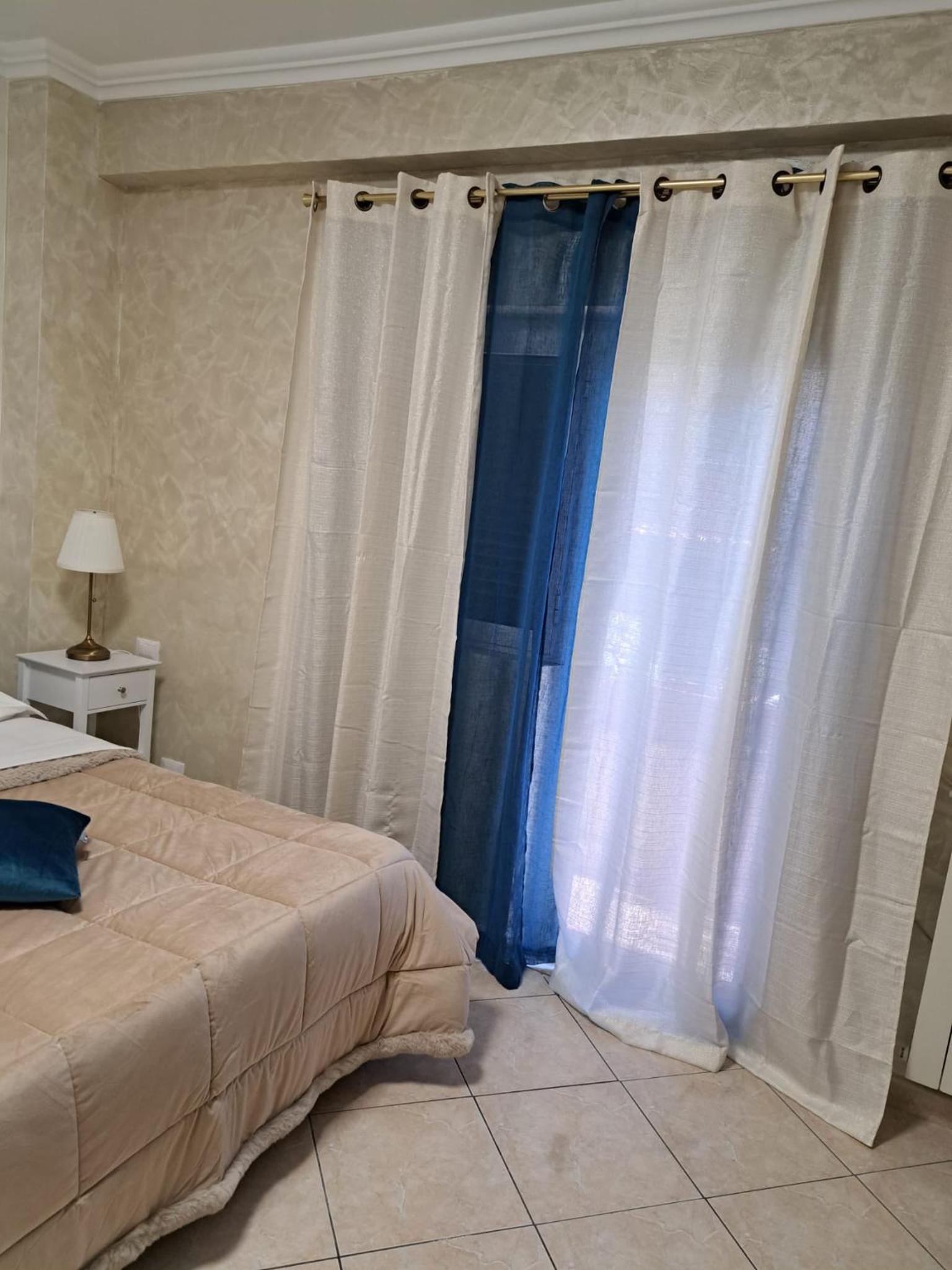 Family Room with Private Bathroom photo 3