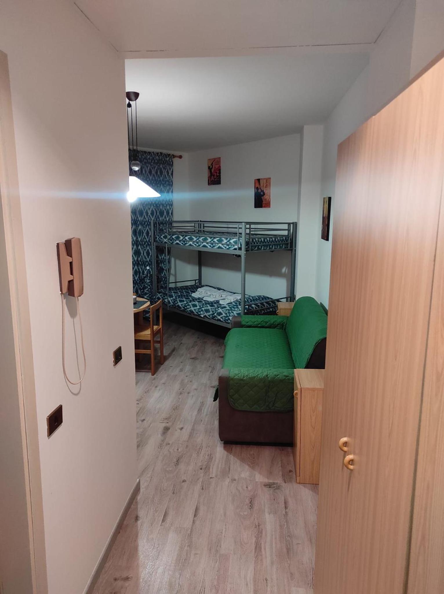 Apartment With Mountain View photo 1