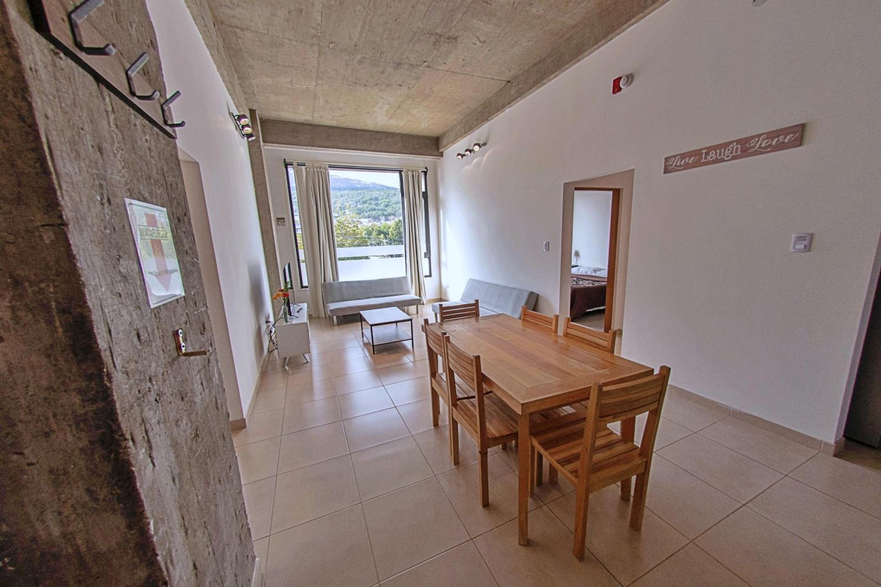 Apartment with Mountain View photo 2