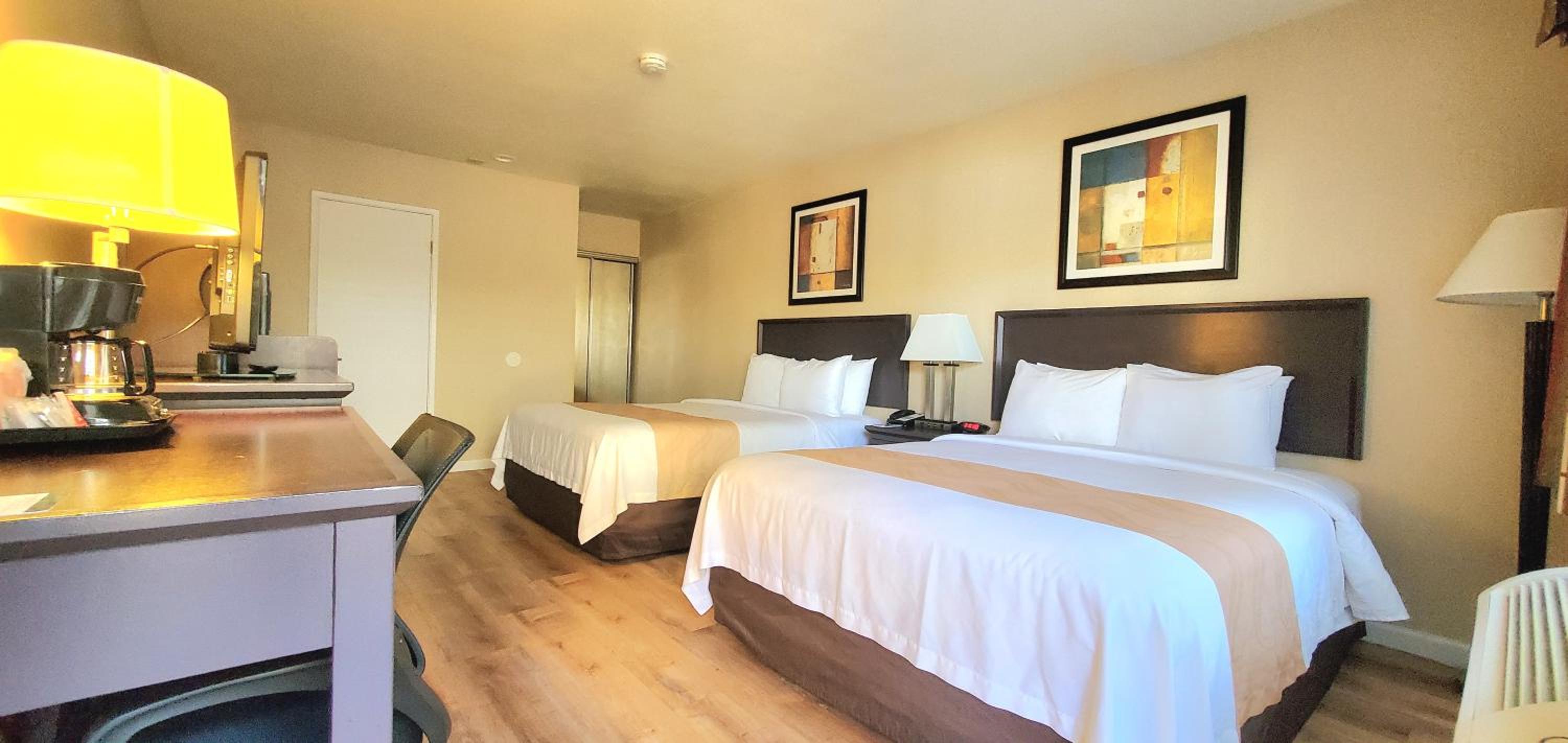 Standard Room, 2 Queen Beds, Balcony, Non Smoking  - Photo 1