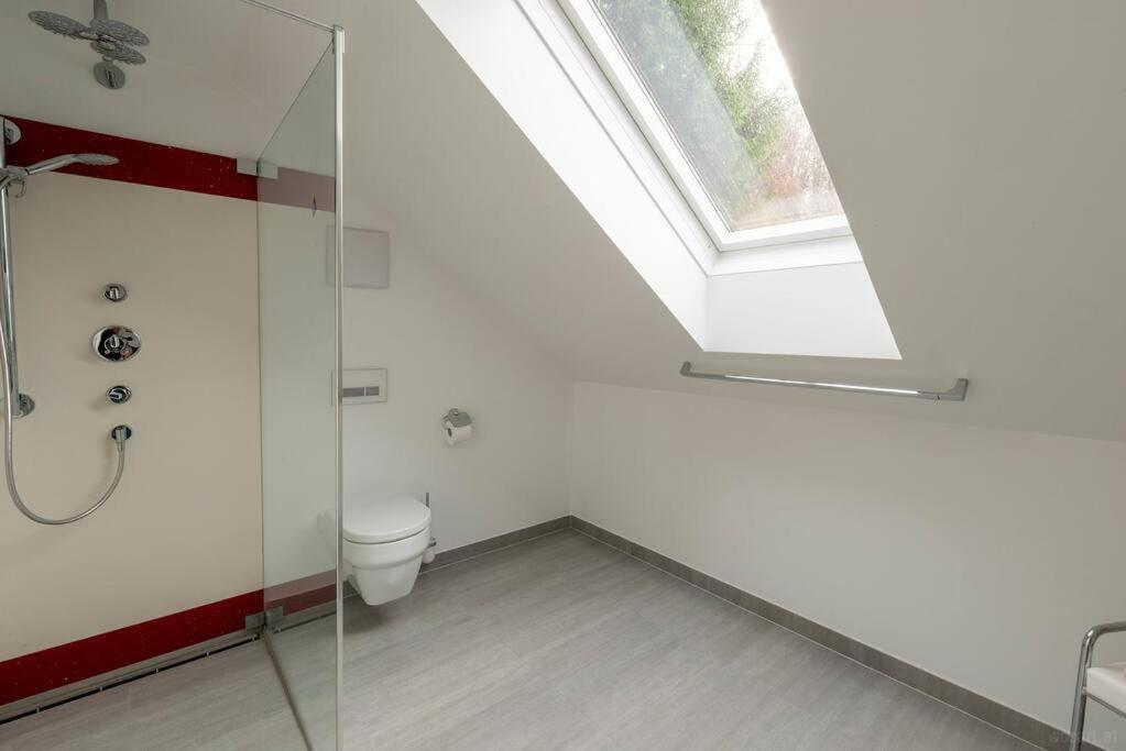 Three-Bedroom House photo 2