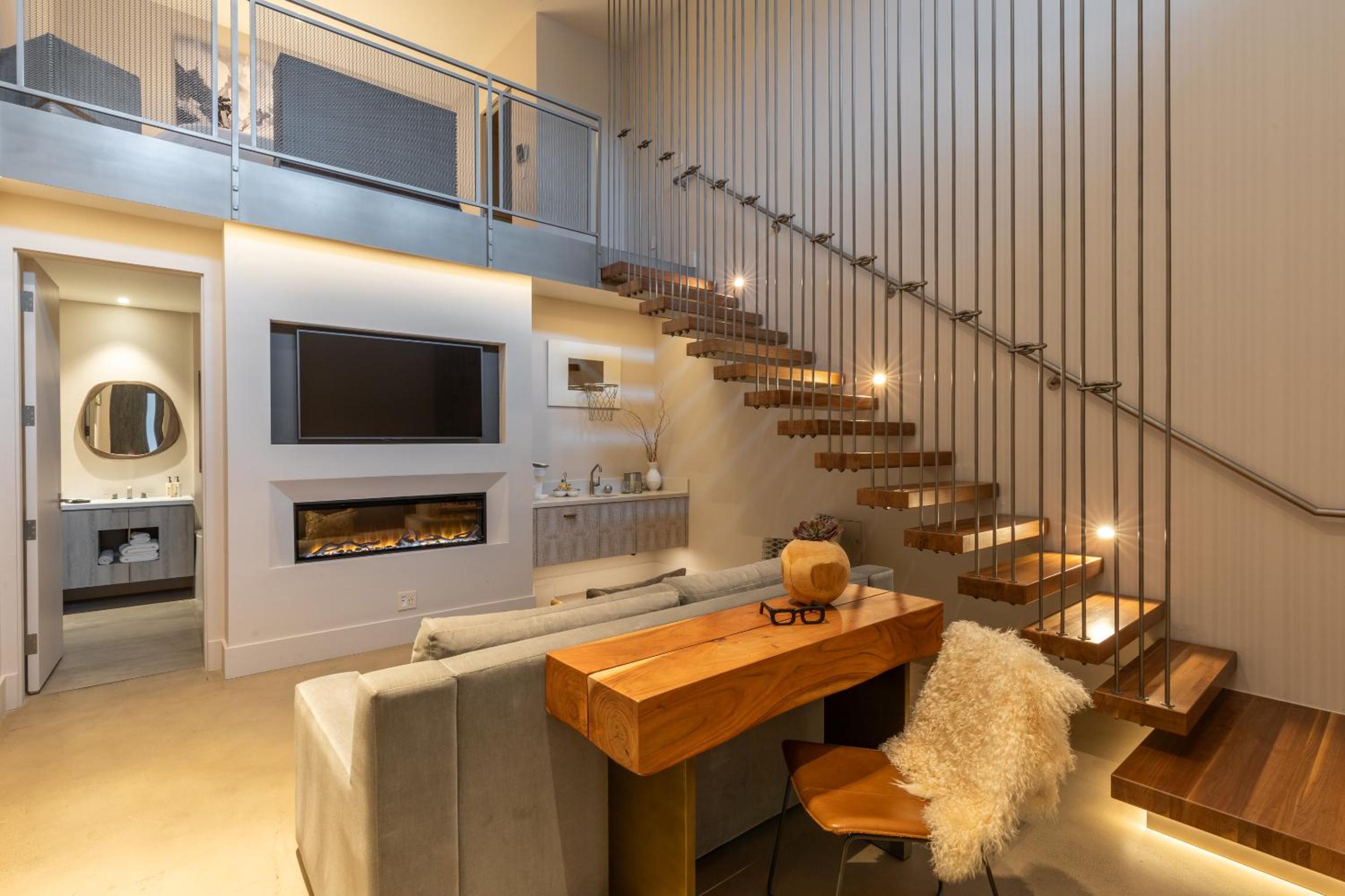 Two-Level King Loft Suite - Photo 2