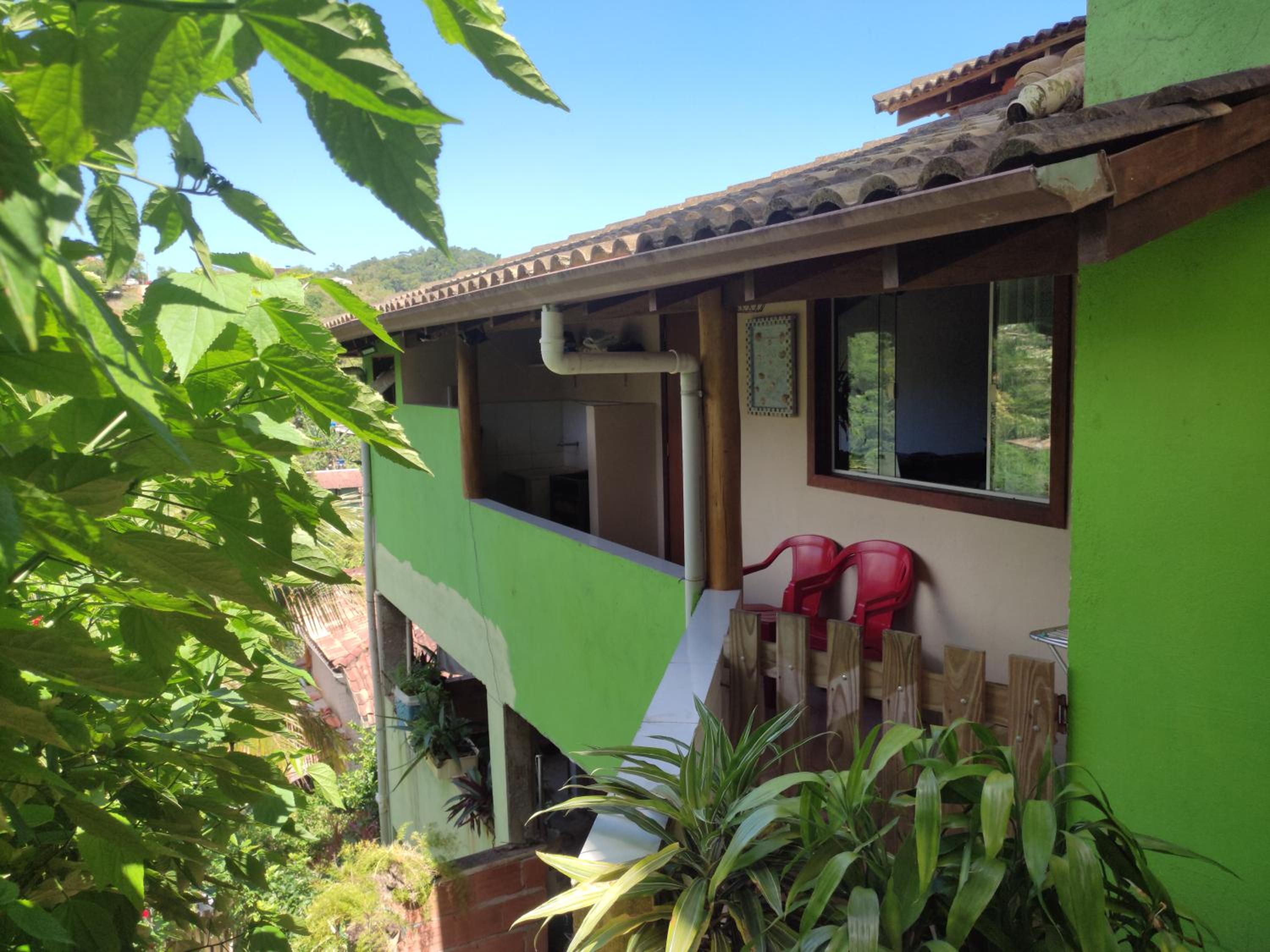 One-Bedroom House - Photo 27