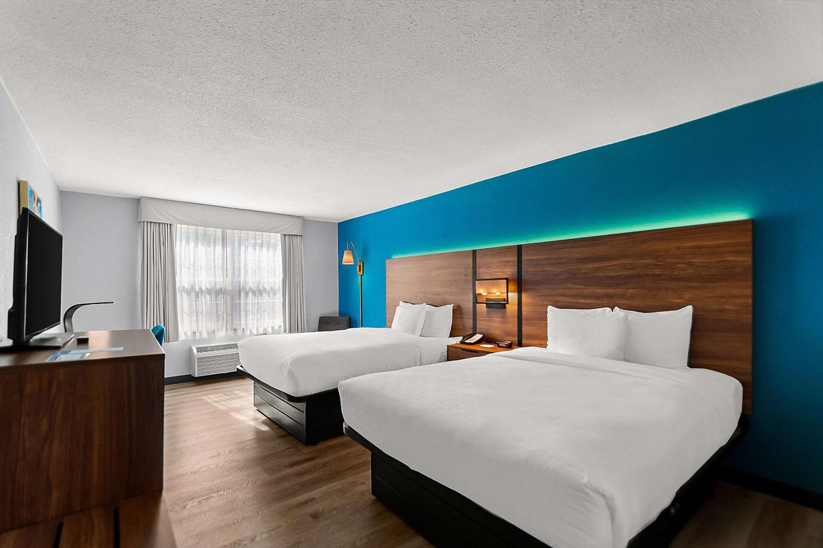 Double Room with Two Double Beds - Upper Floor/Non-Smoking - Photo 3