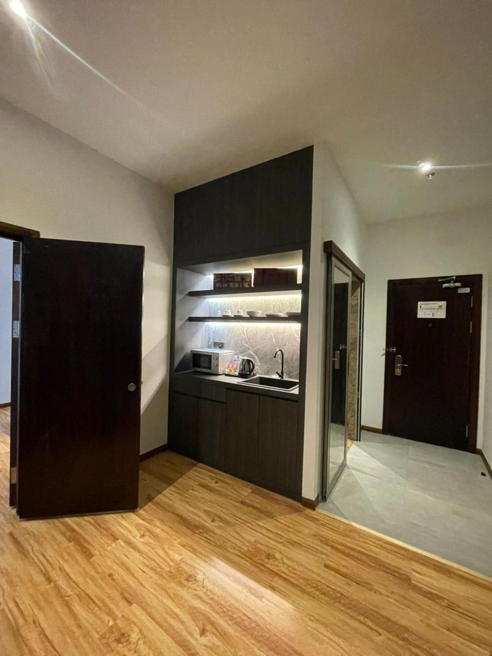 Deluxe Double Studio