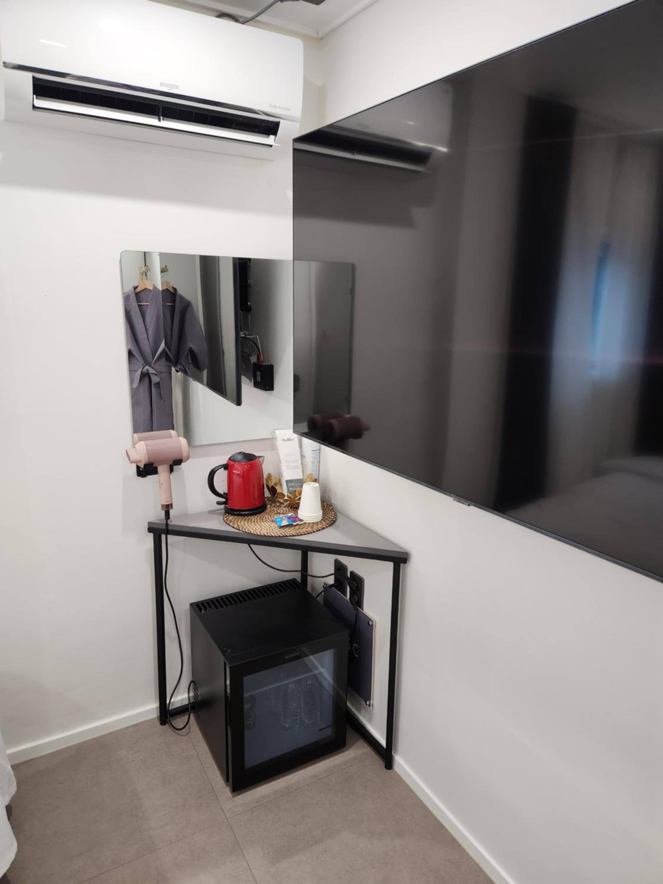 Standard Double Room - Photo 2
