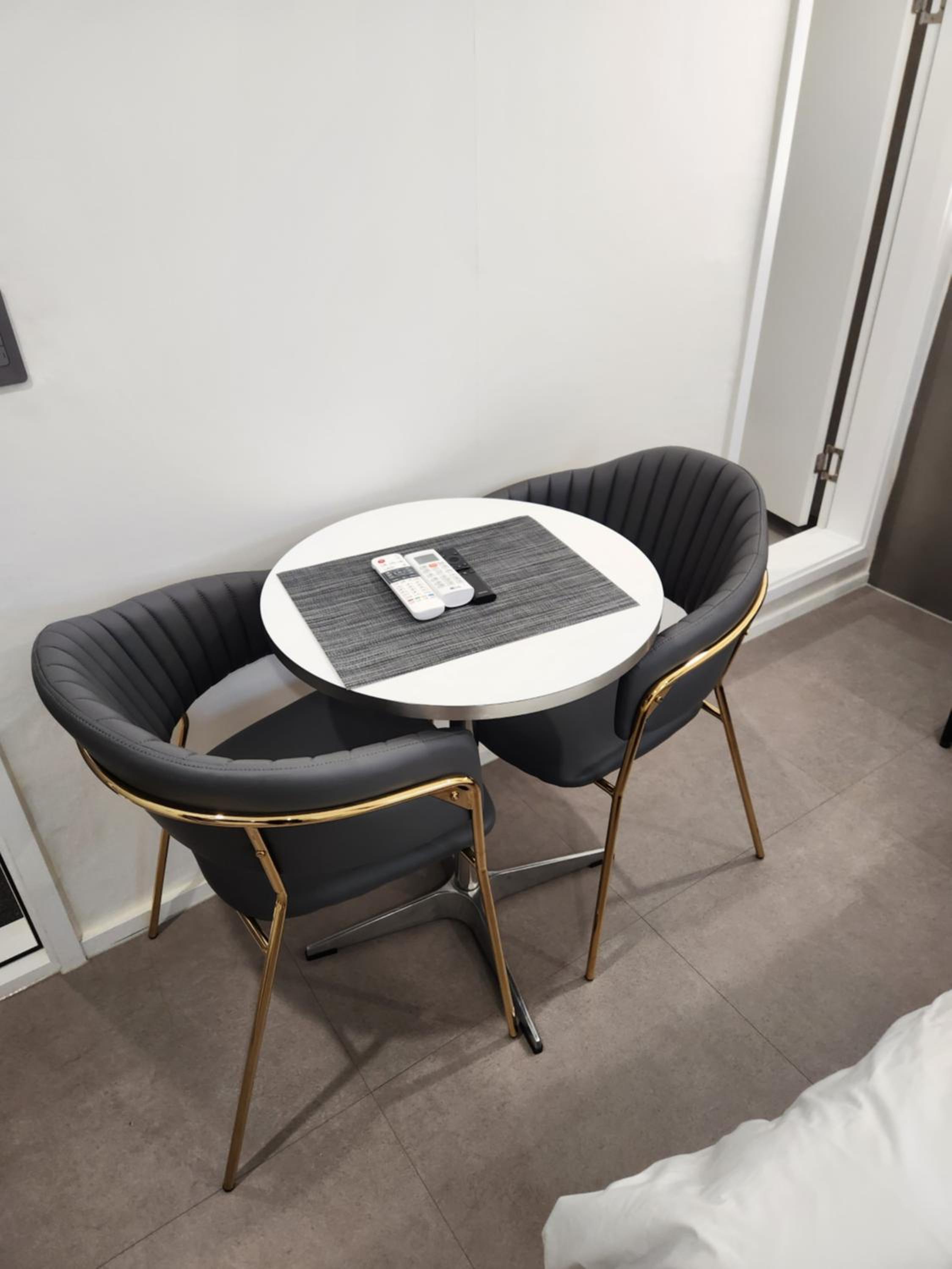 Standard Double Room - Photo 3