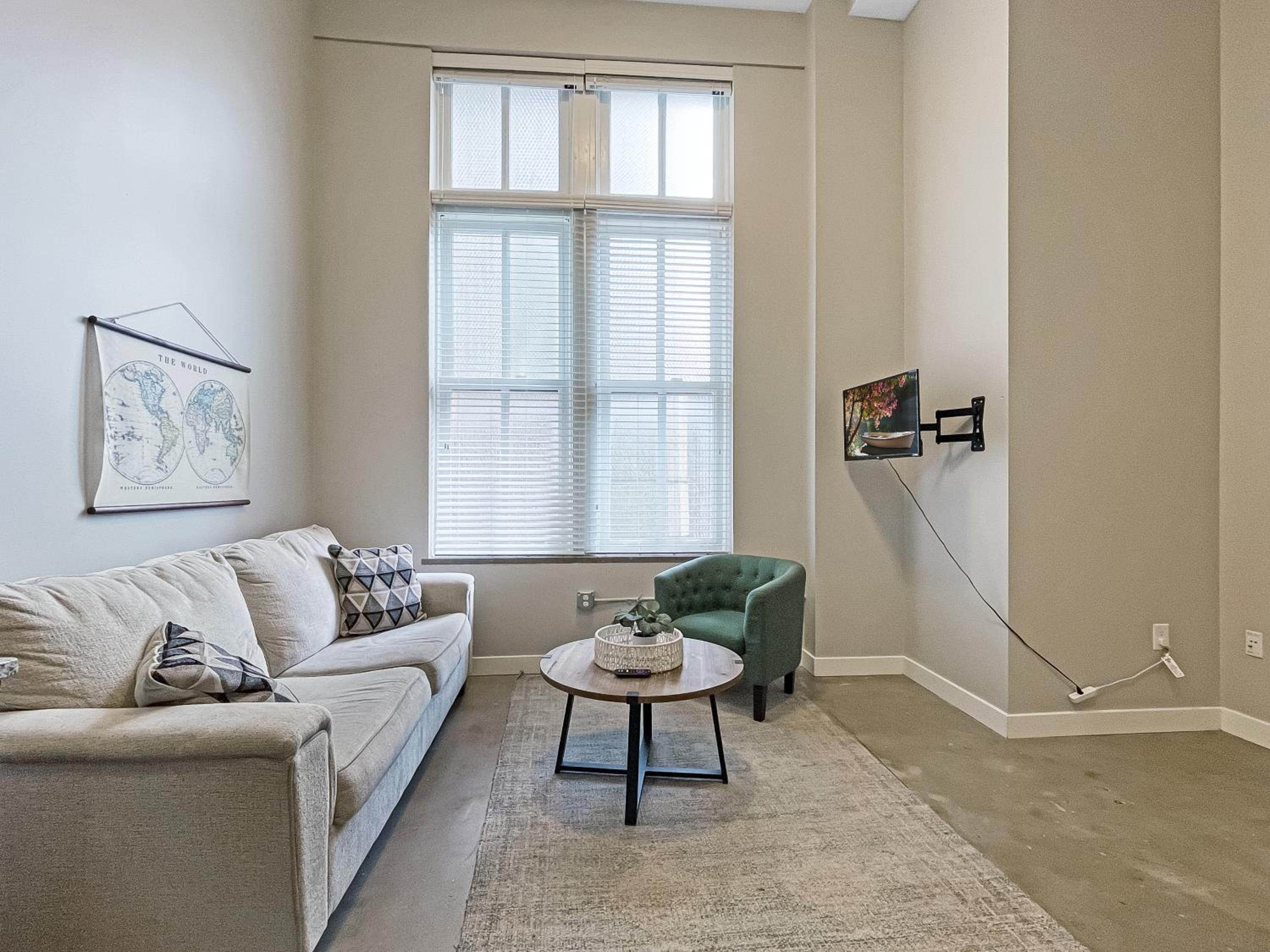 Apartment photo 1