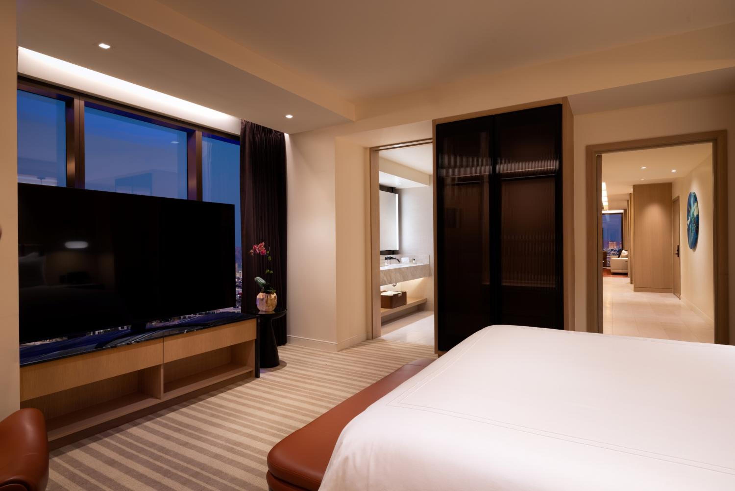 Salon King Suite - Photo 3