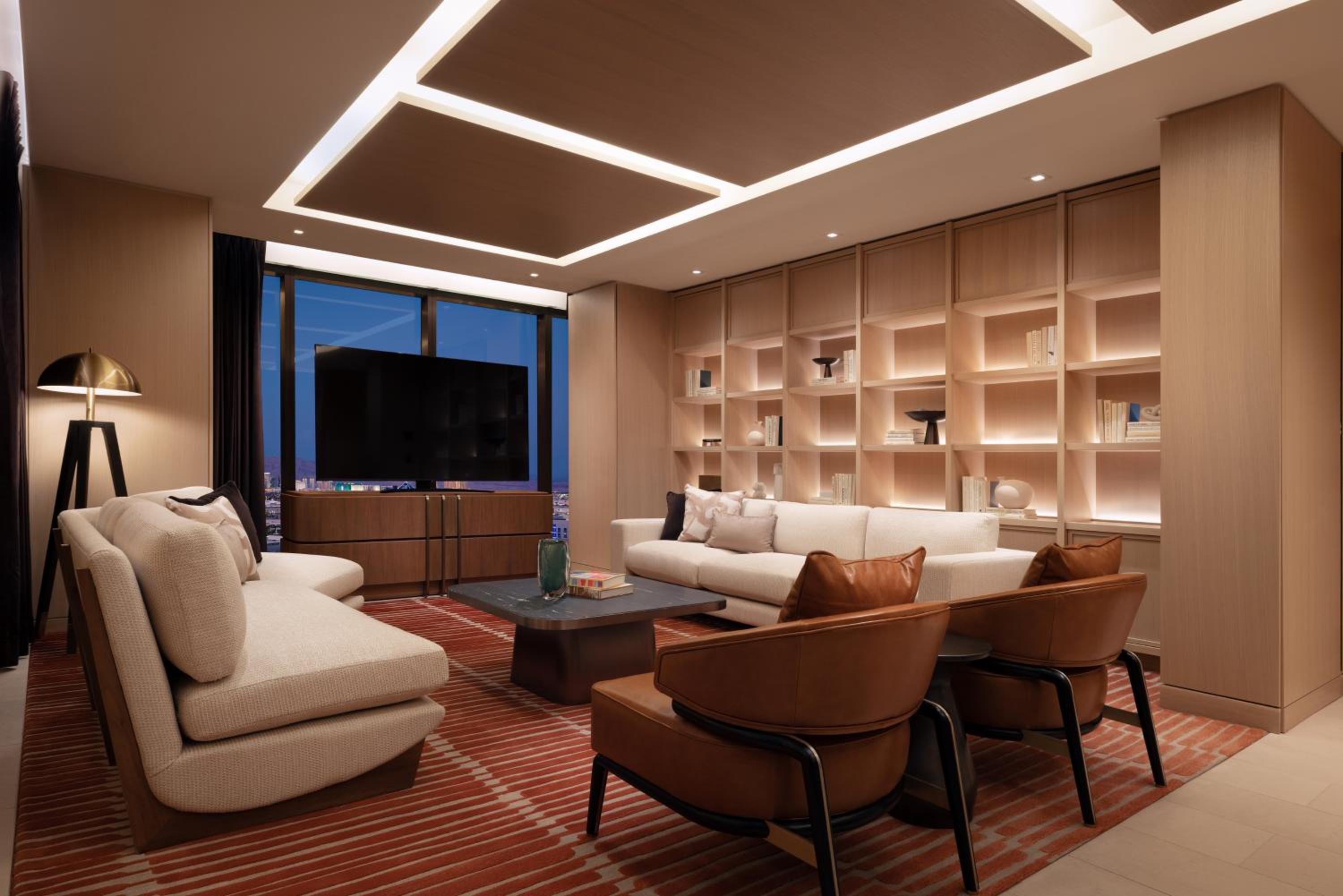 Salon King Suite - Photo 4