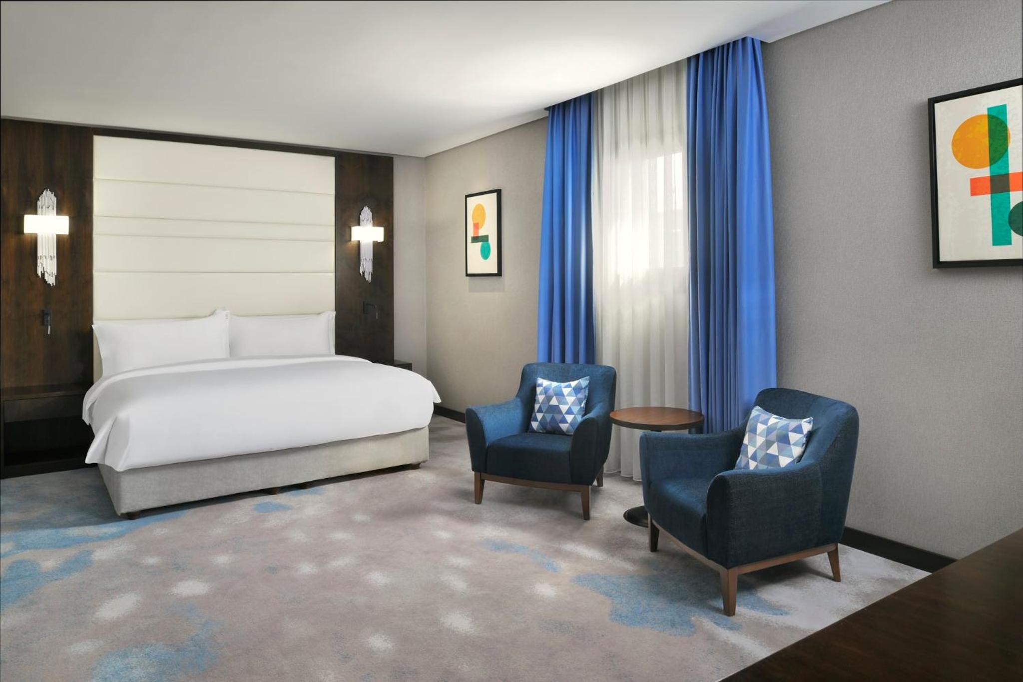 One-Bedroom Suite - Photo 1