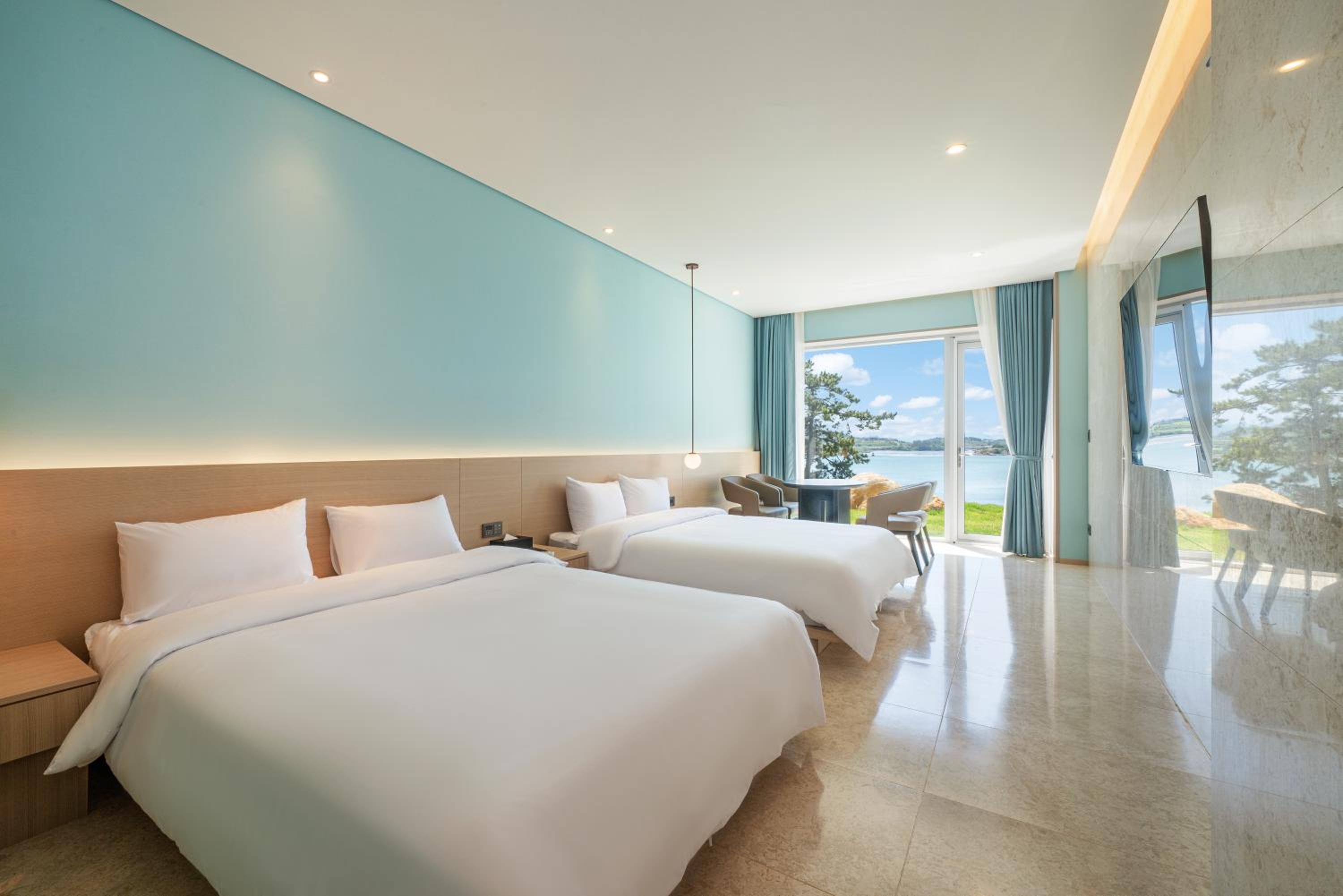 Young Suite Terrace - Photo 3