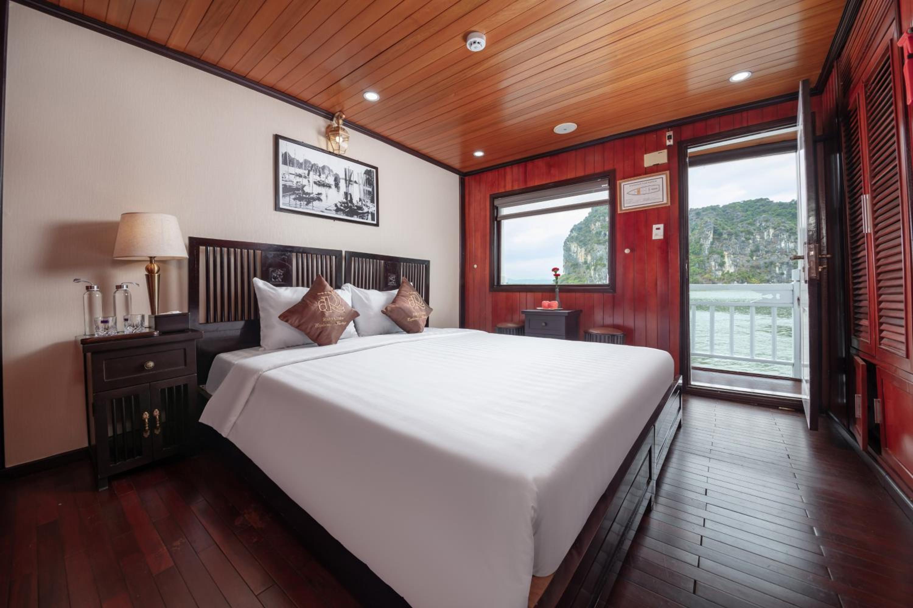 Deluxe Double Room - Photo 7
