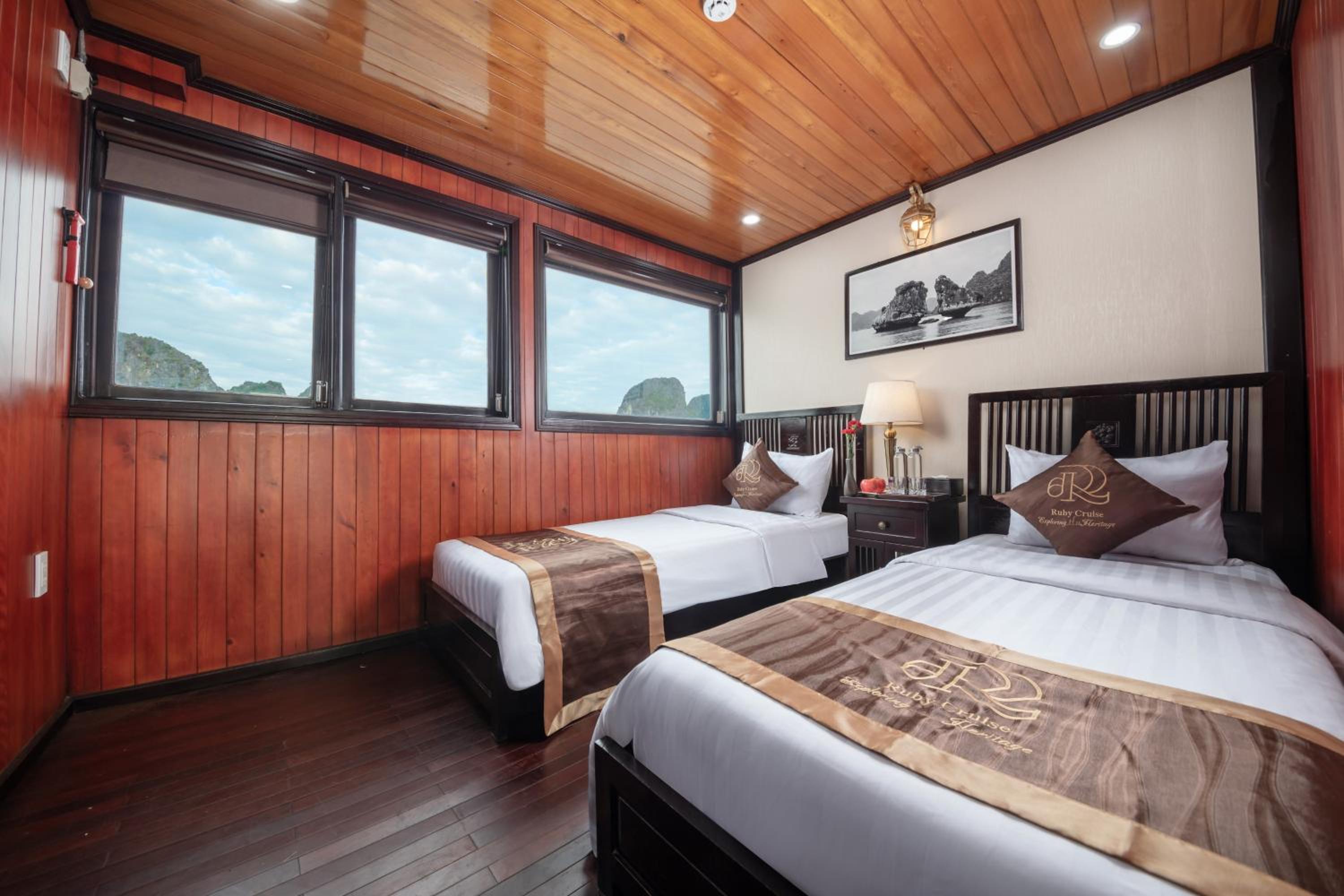 Deluxe Twin Room - Photo 1