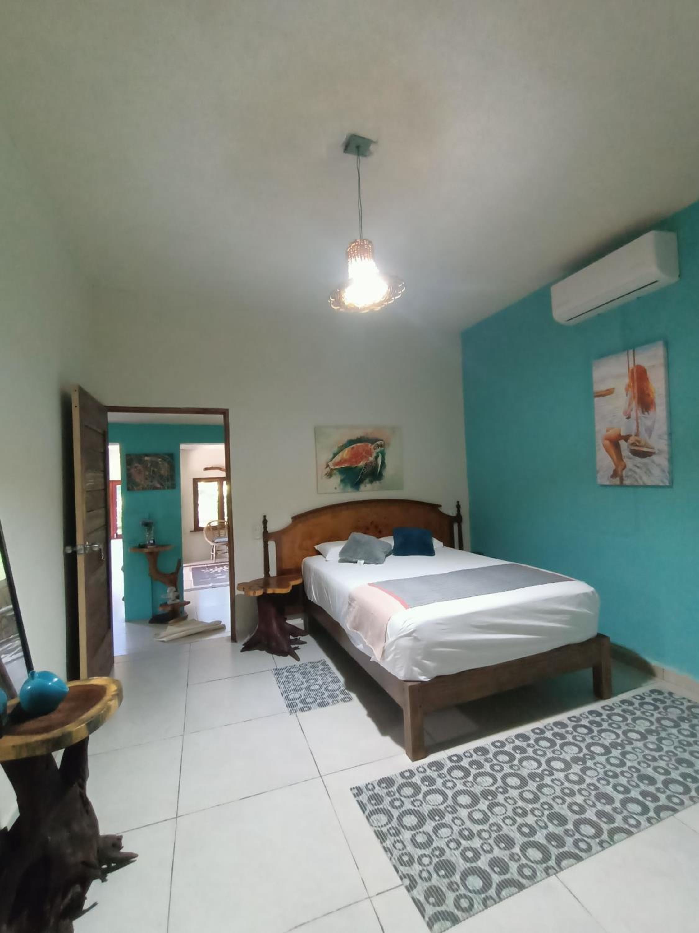 Double or Twin Room with Bathroom - Photo 1