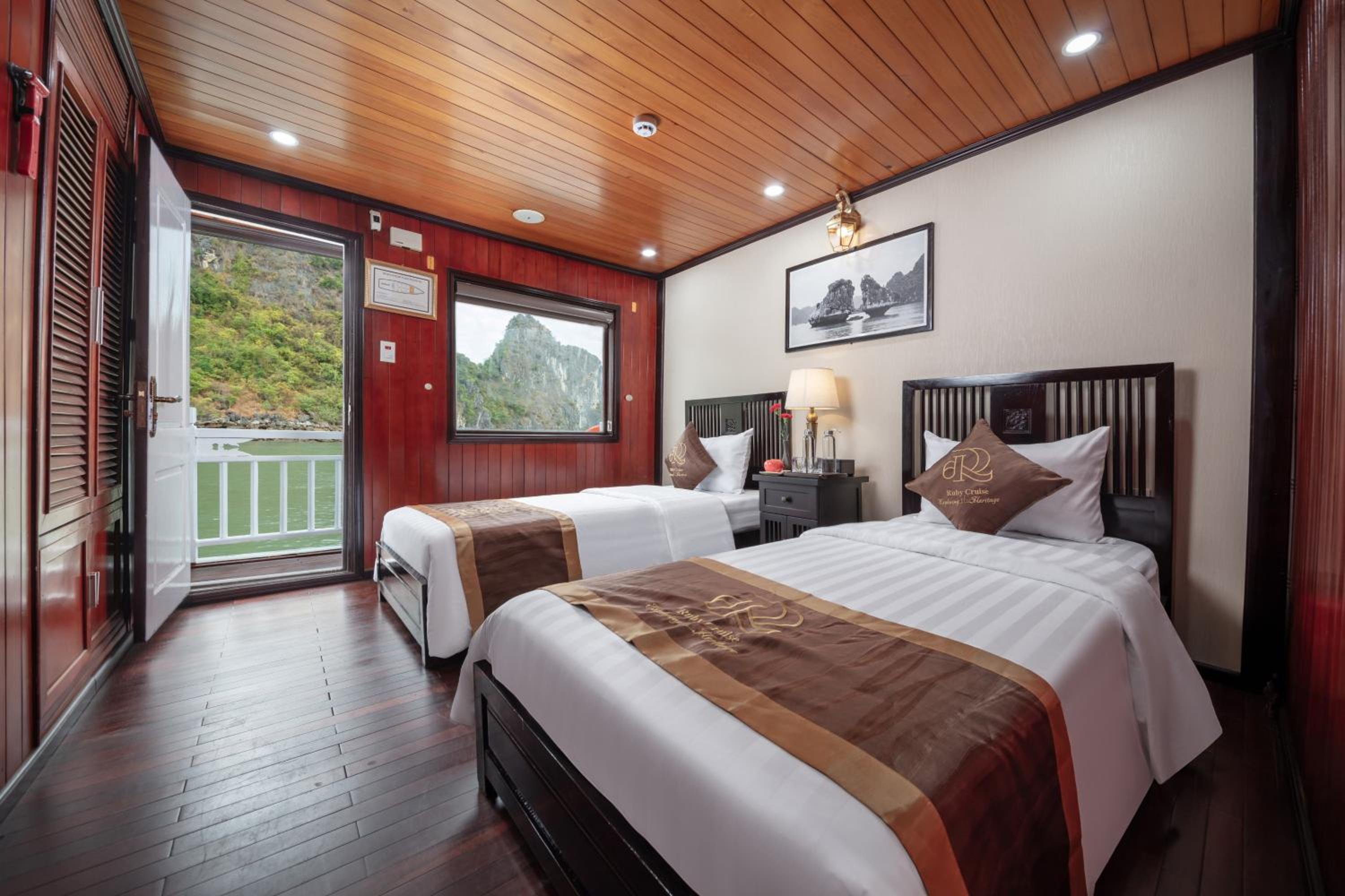 Deluxe Twin Room - Photo 3