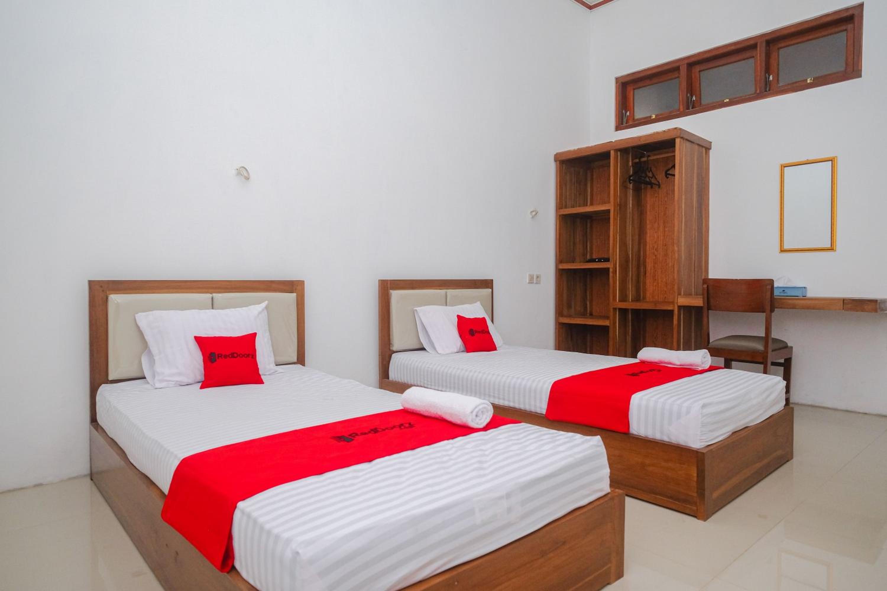 Standard Twin Room photo 3