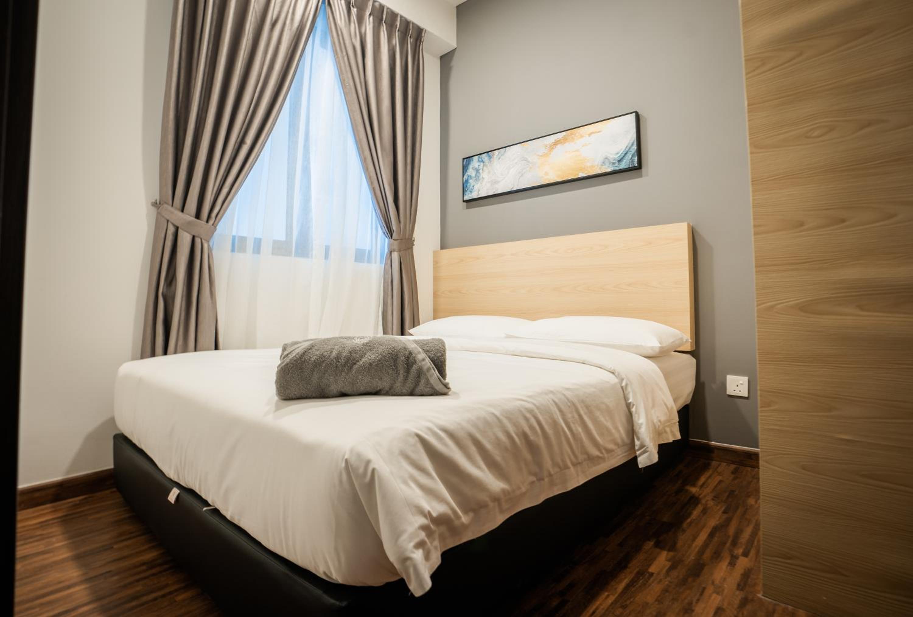 Deluxe King Room photo 1