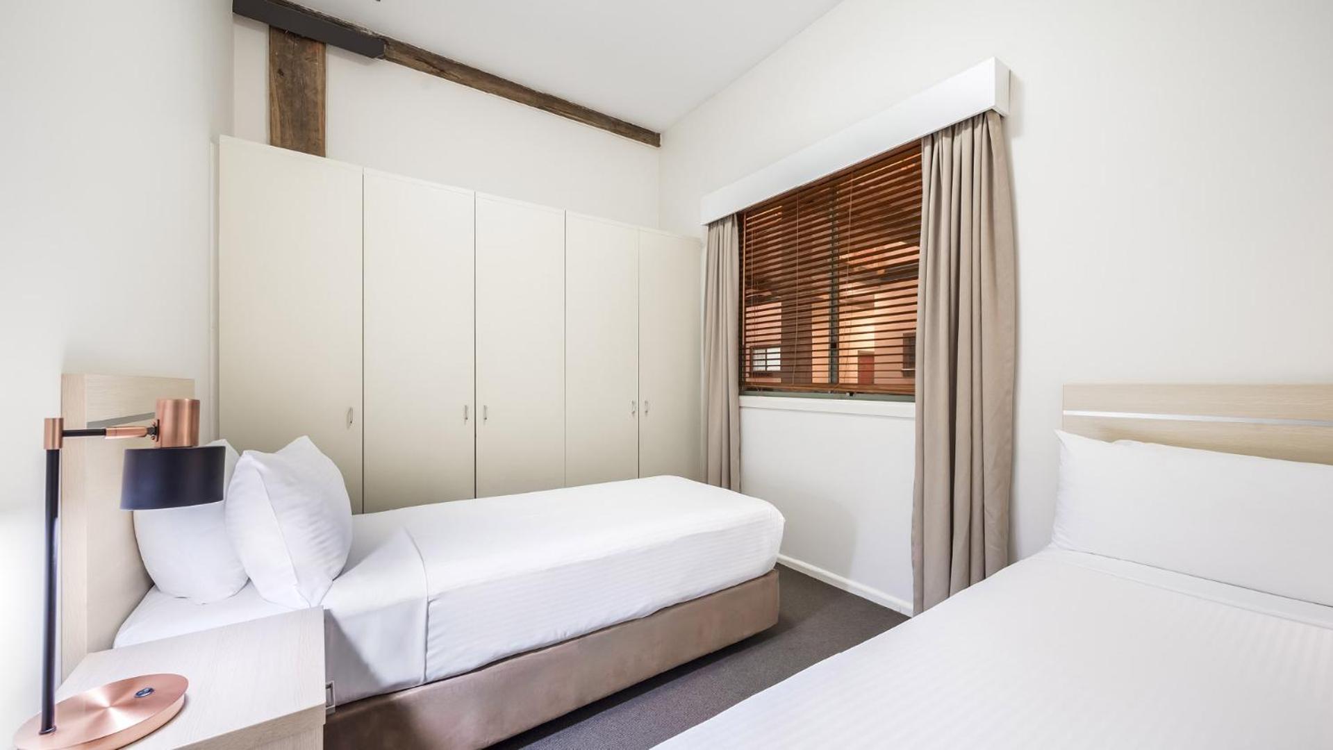 Two-Bedroom Apartment - No Housekeeping photo 2