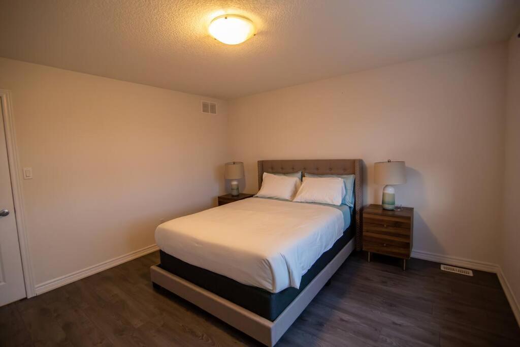 Three-Bedroom Villa photo 3