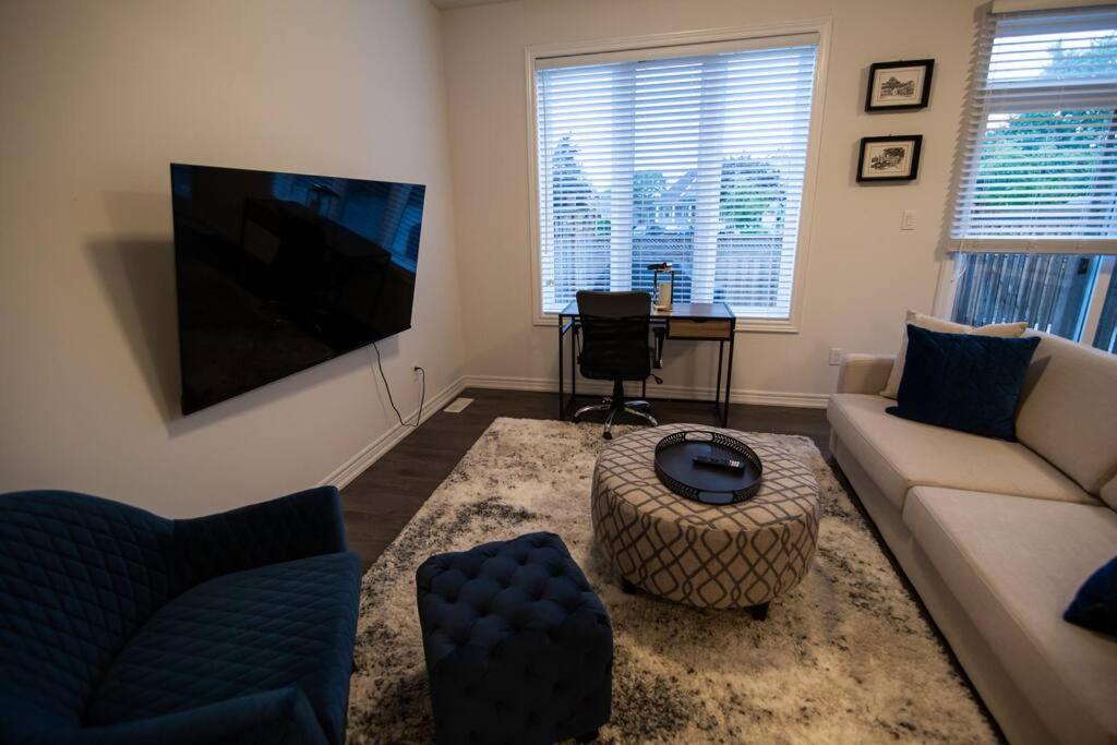 Three-Bedroom Villa photo 2