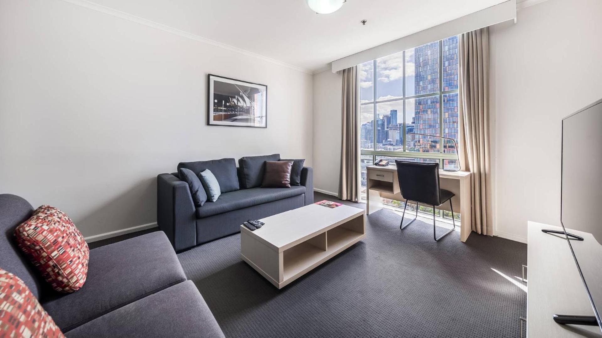 Two-Bedroom City View Apartment photo 2