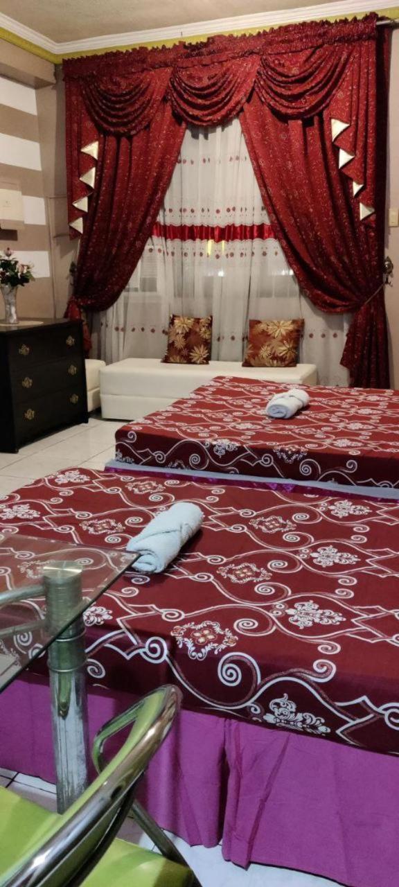 King Suite with Balcony photo 3