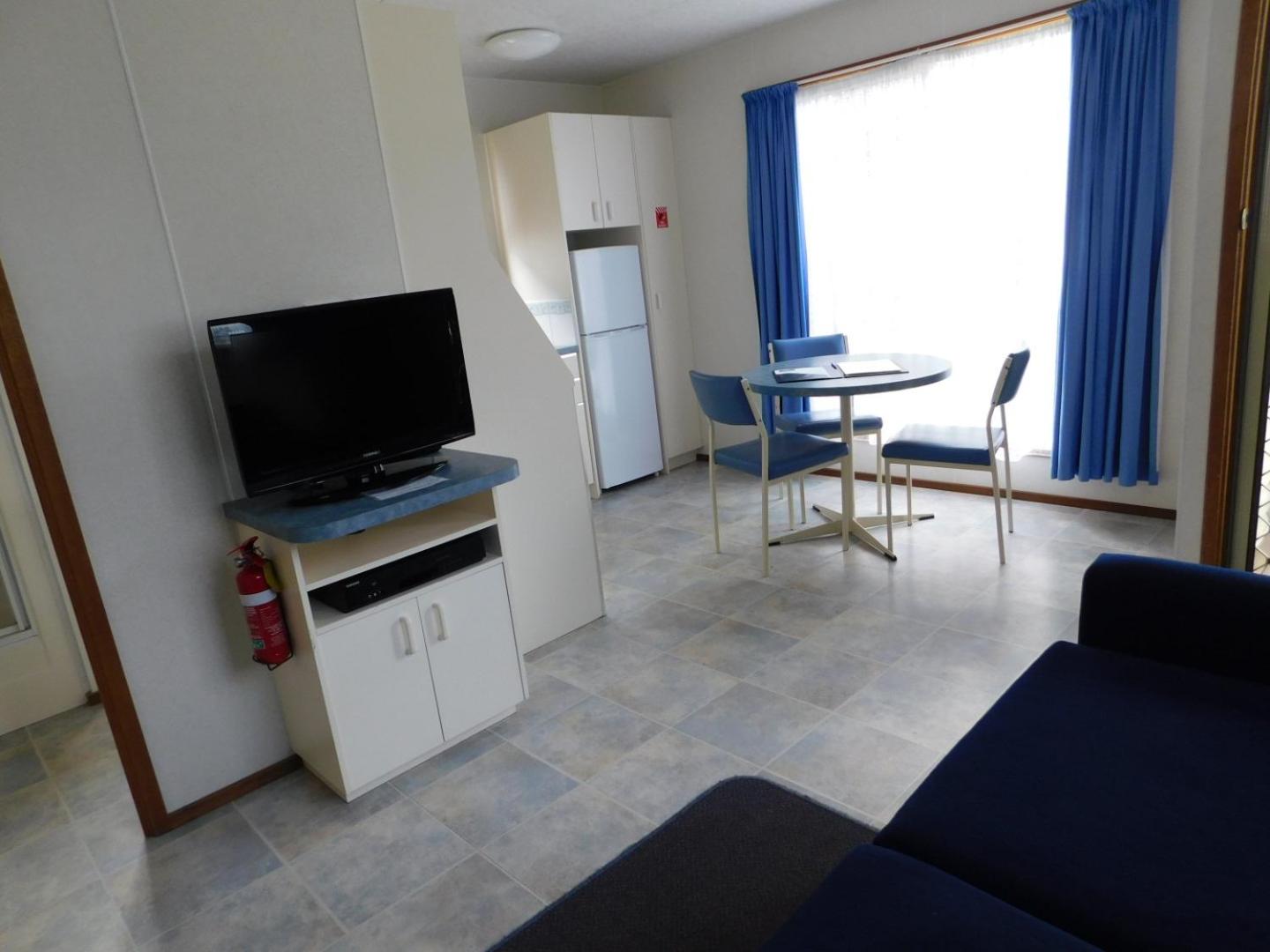 Standard 2 Bedroom Cabin photo 2