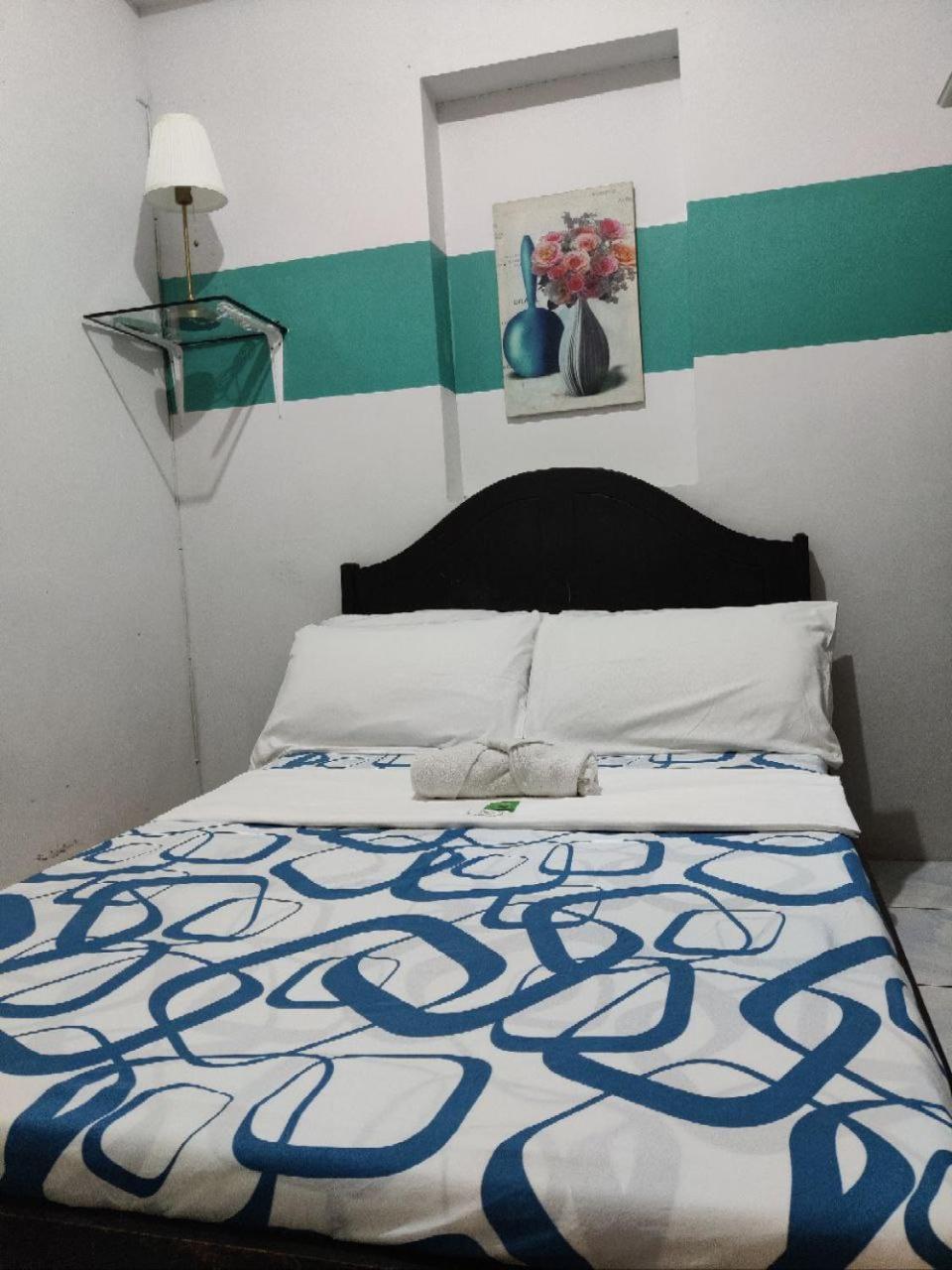 Standard Double Room with Fan photo 2