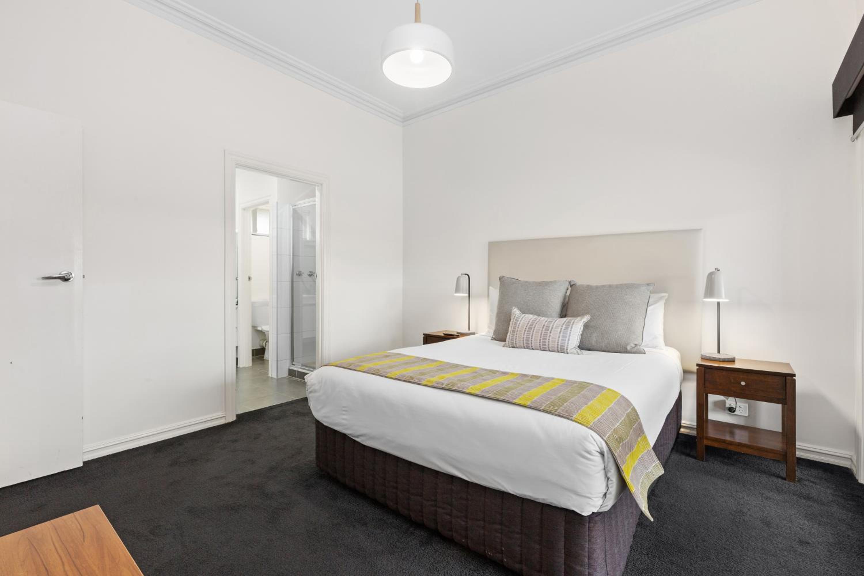 One-Bedroom Villa photo 2