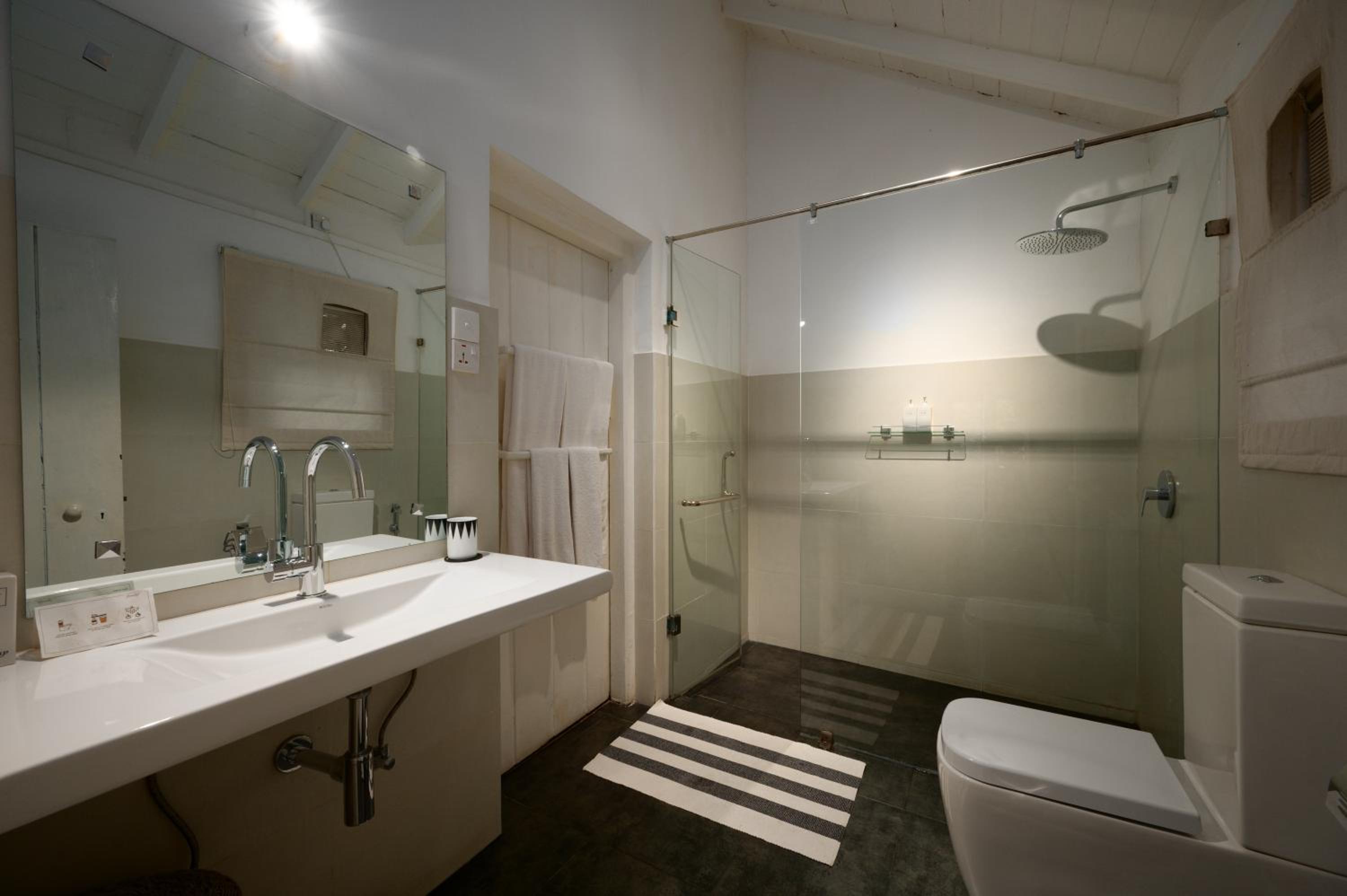 Bungalow Suite with a Free Beverage - Photo 4