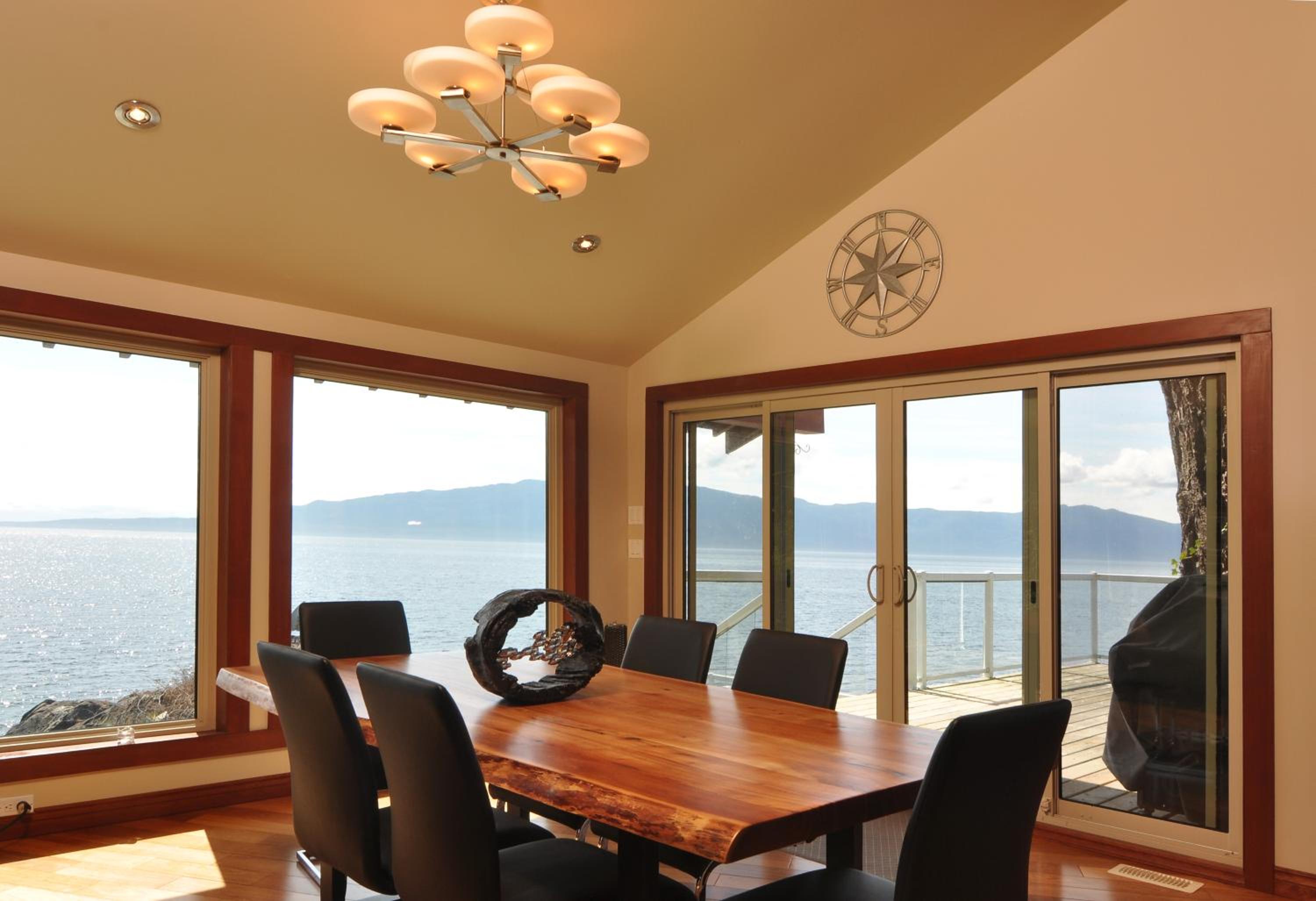 Villa photo 3