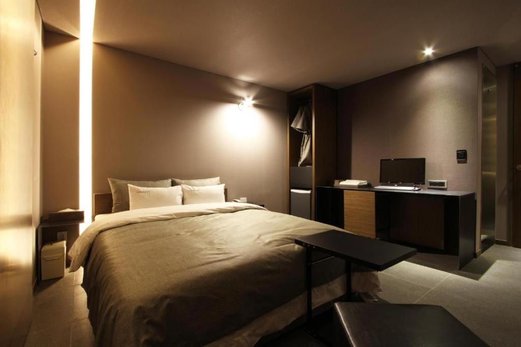 Standard Double Room photo 2