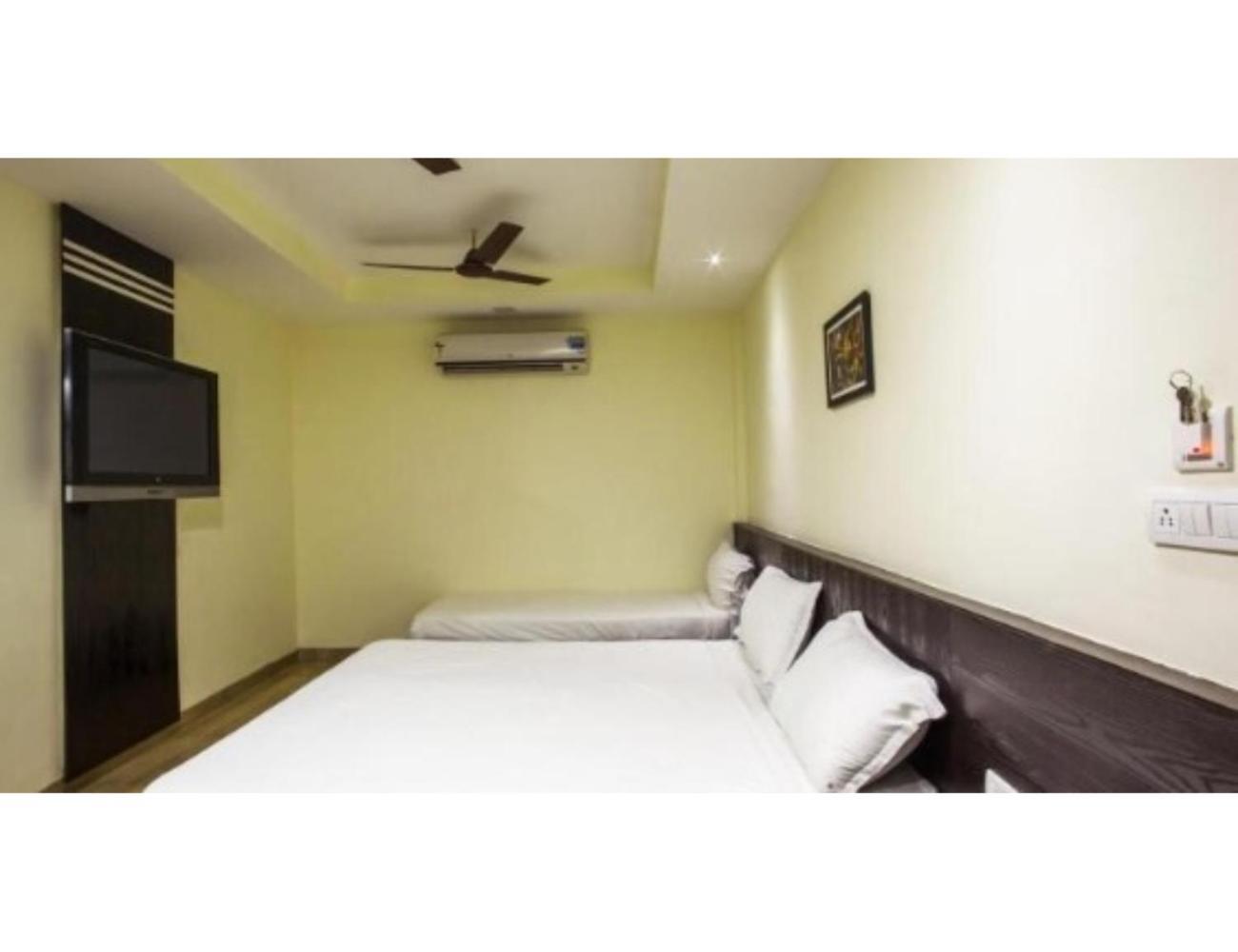 Superior Triple Room photo 3