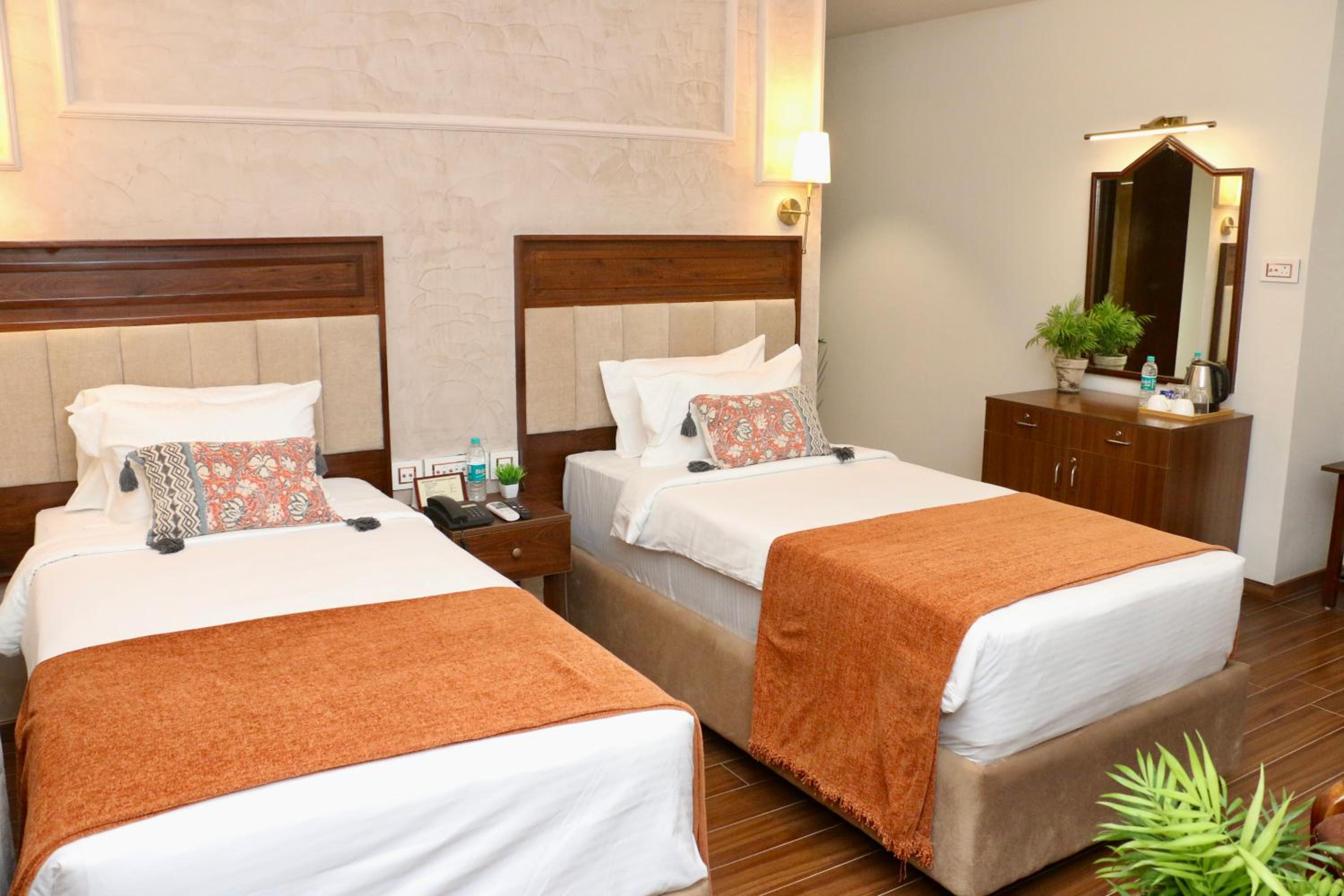 Twin Room - Photo 1