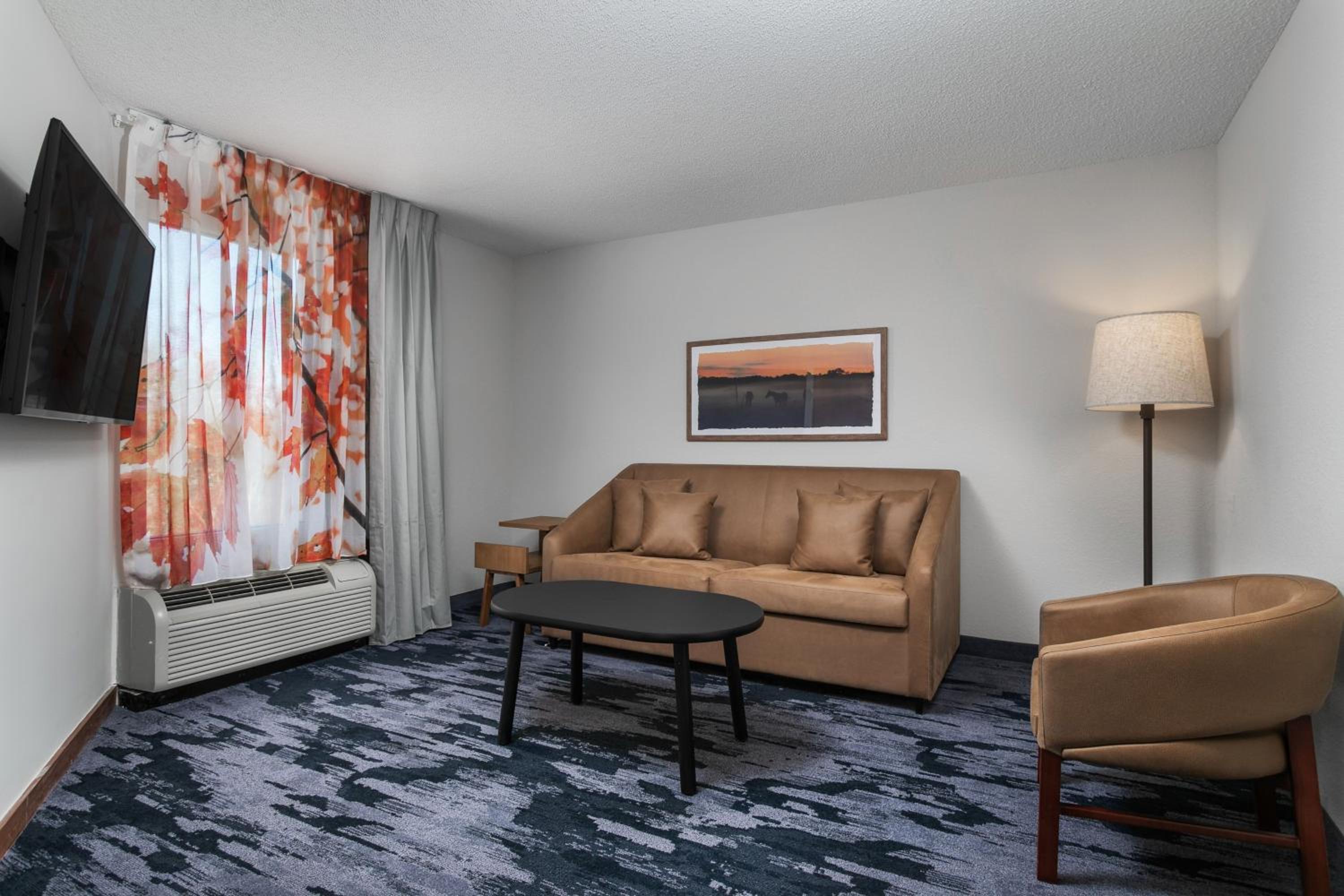One-Bedroom King Suite - Photo 1