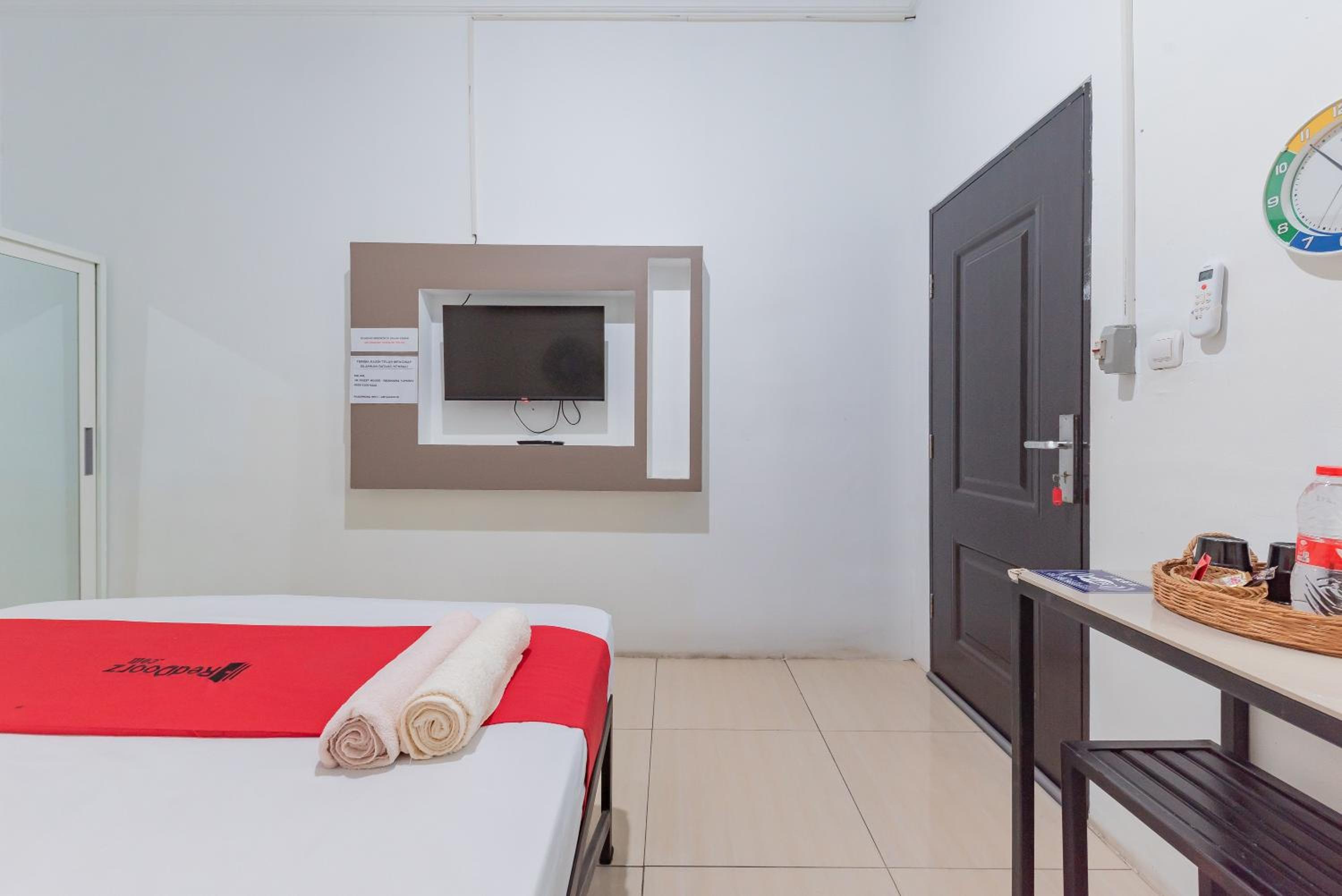 Standard Double Room - Photo 6