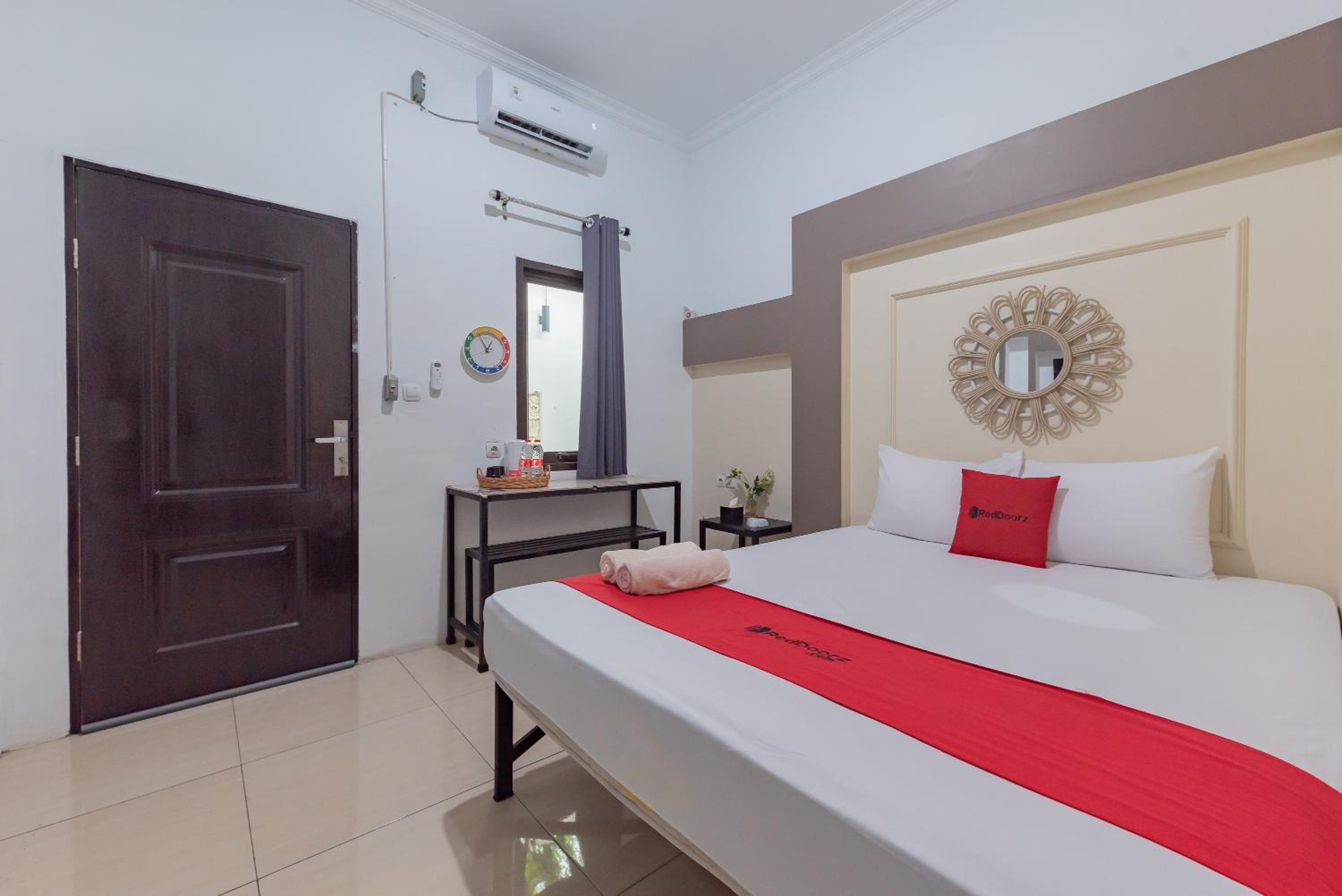 Standard Double Room - Photo 2