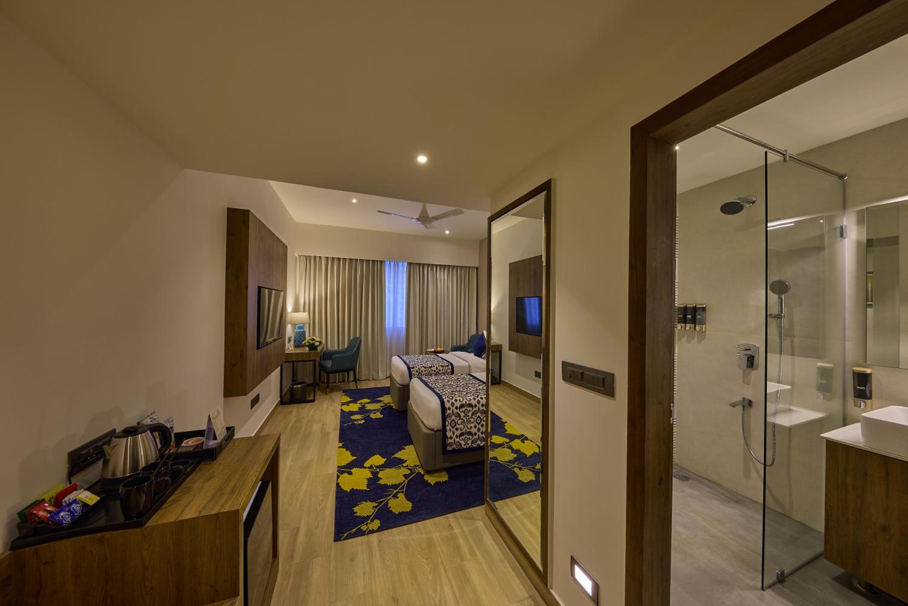 Deluxe Room 02 Single Beds - Photo 1