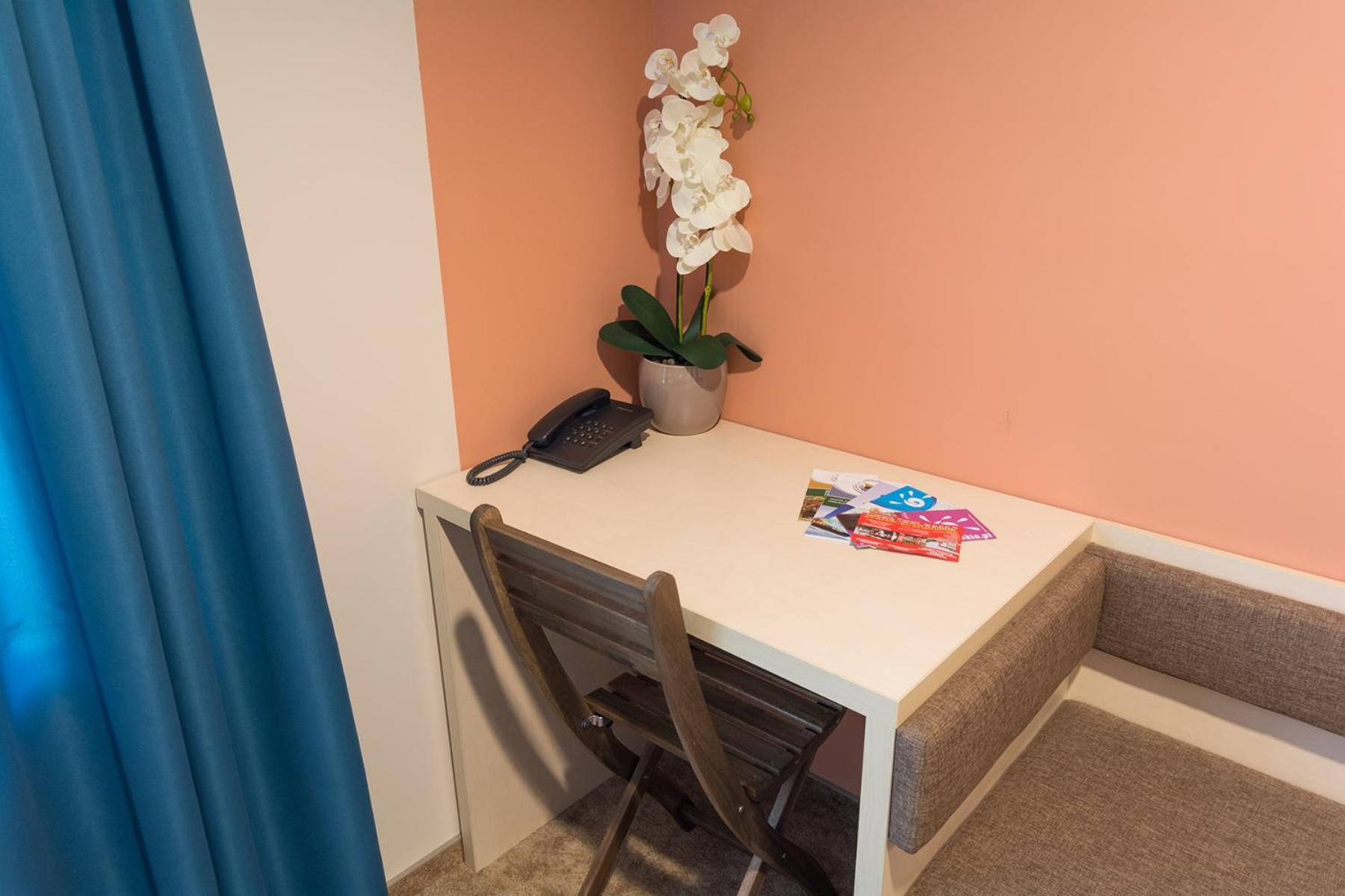 Large Twin Room