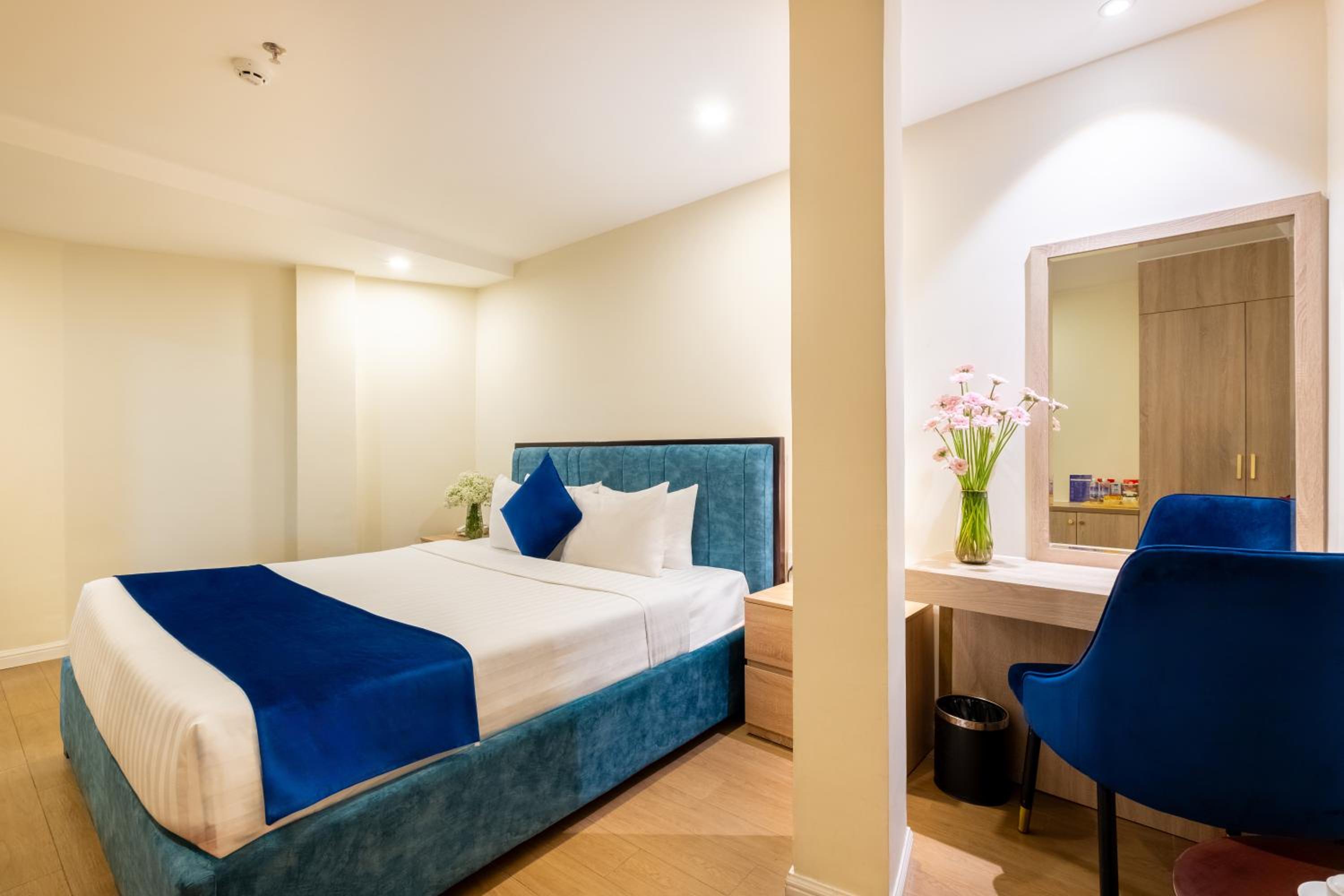 Suite with City View photo 1